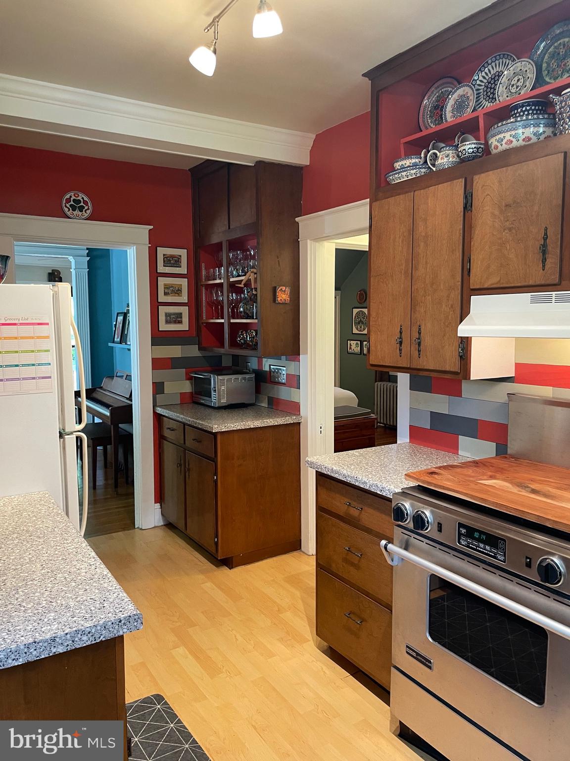 HAMILTON PARK - Residential