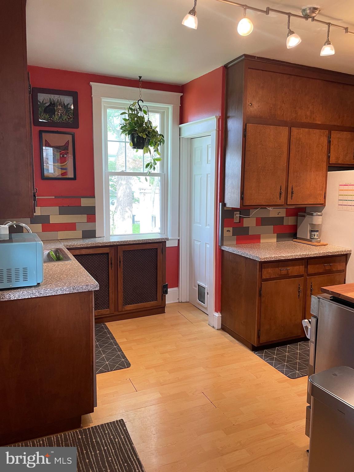HAMILTON PARK - Residential