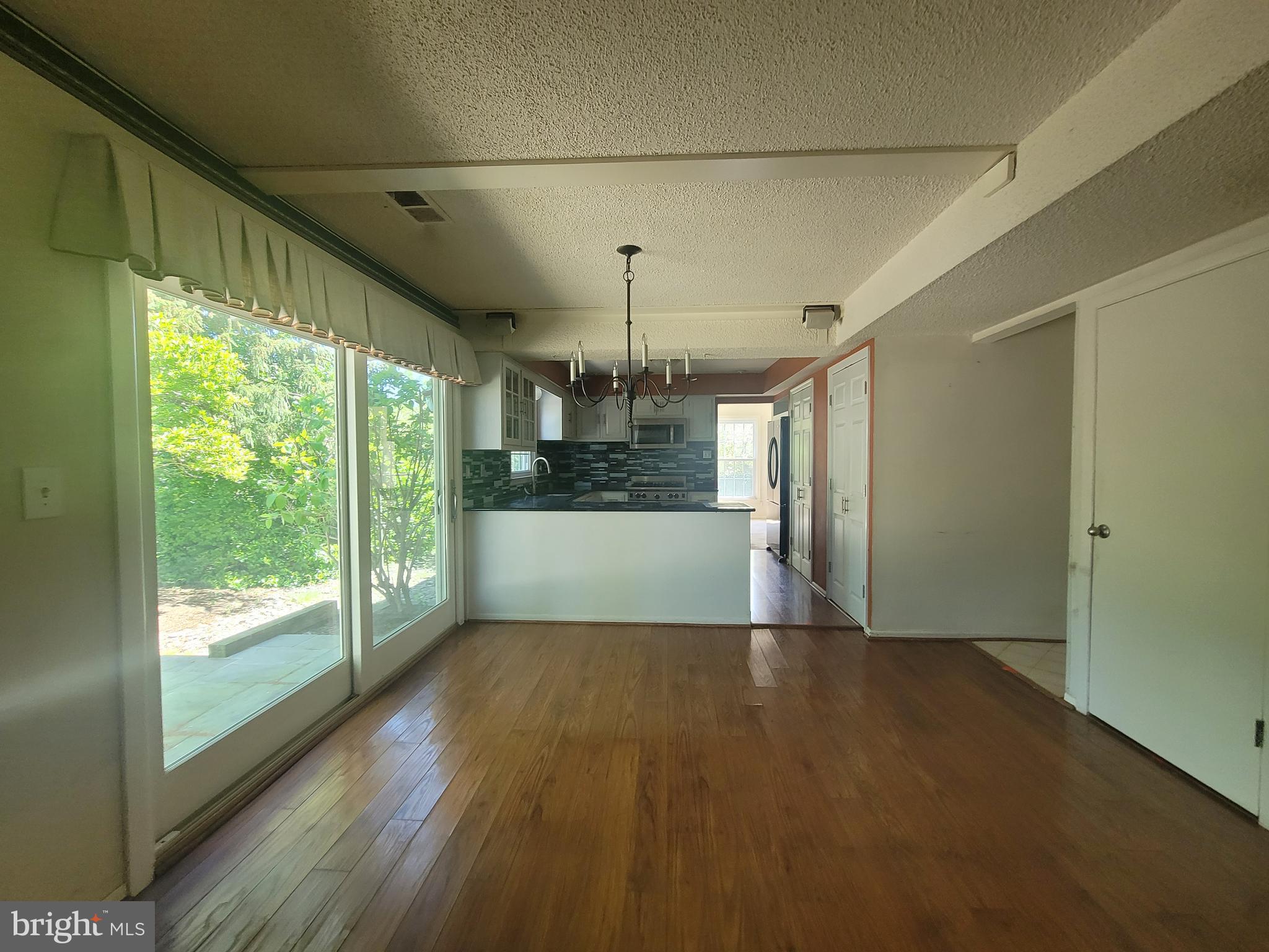 NESHAMINY VALLEY - Residential