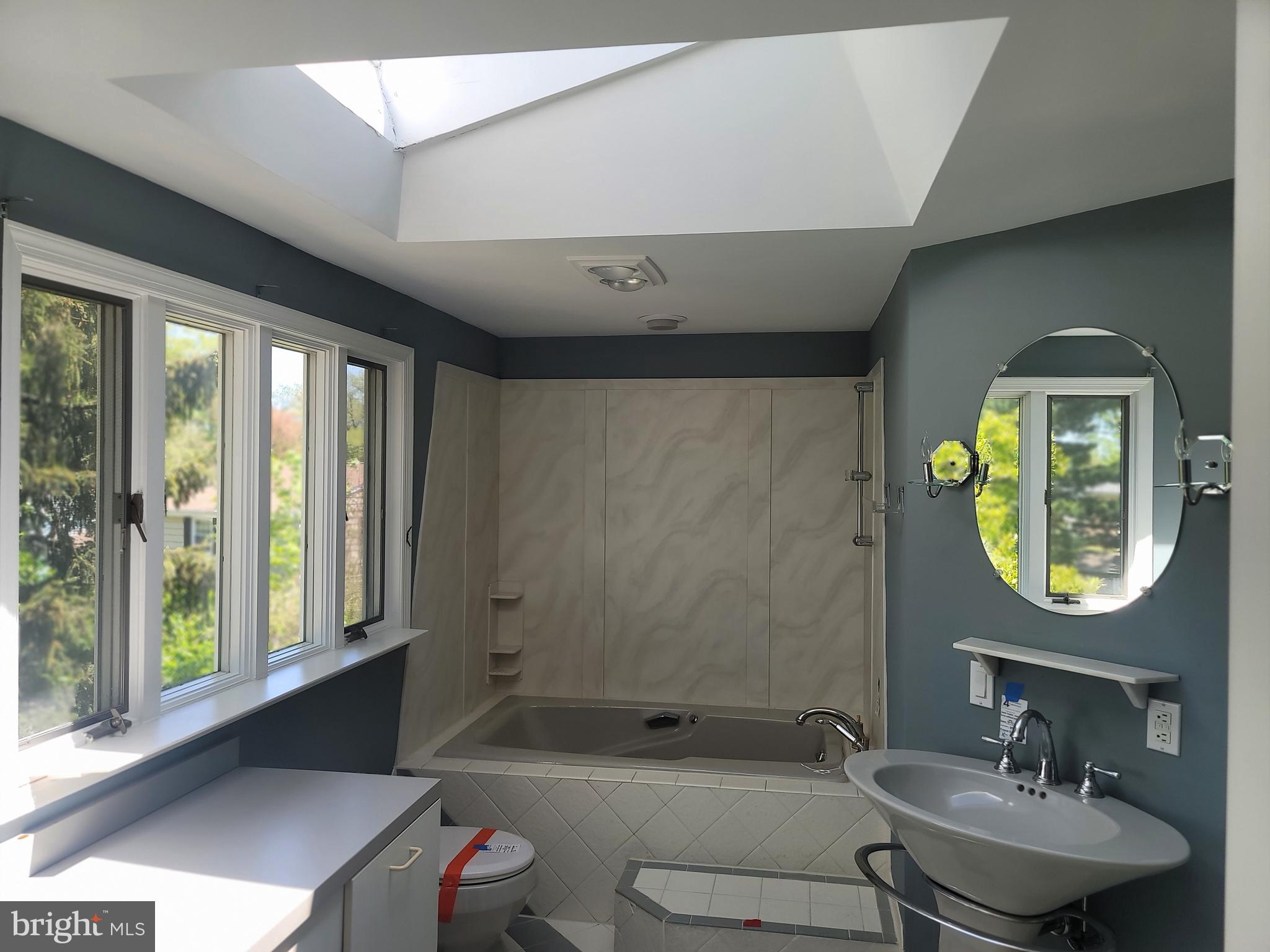 NESHAMINY VALLEY - Residential