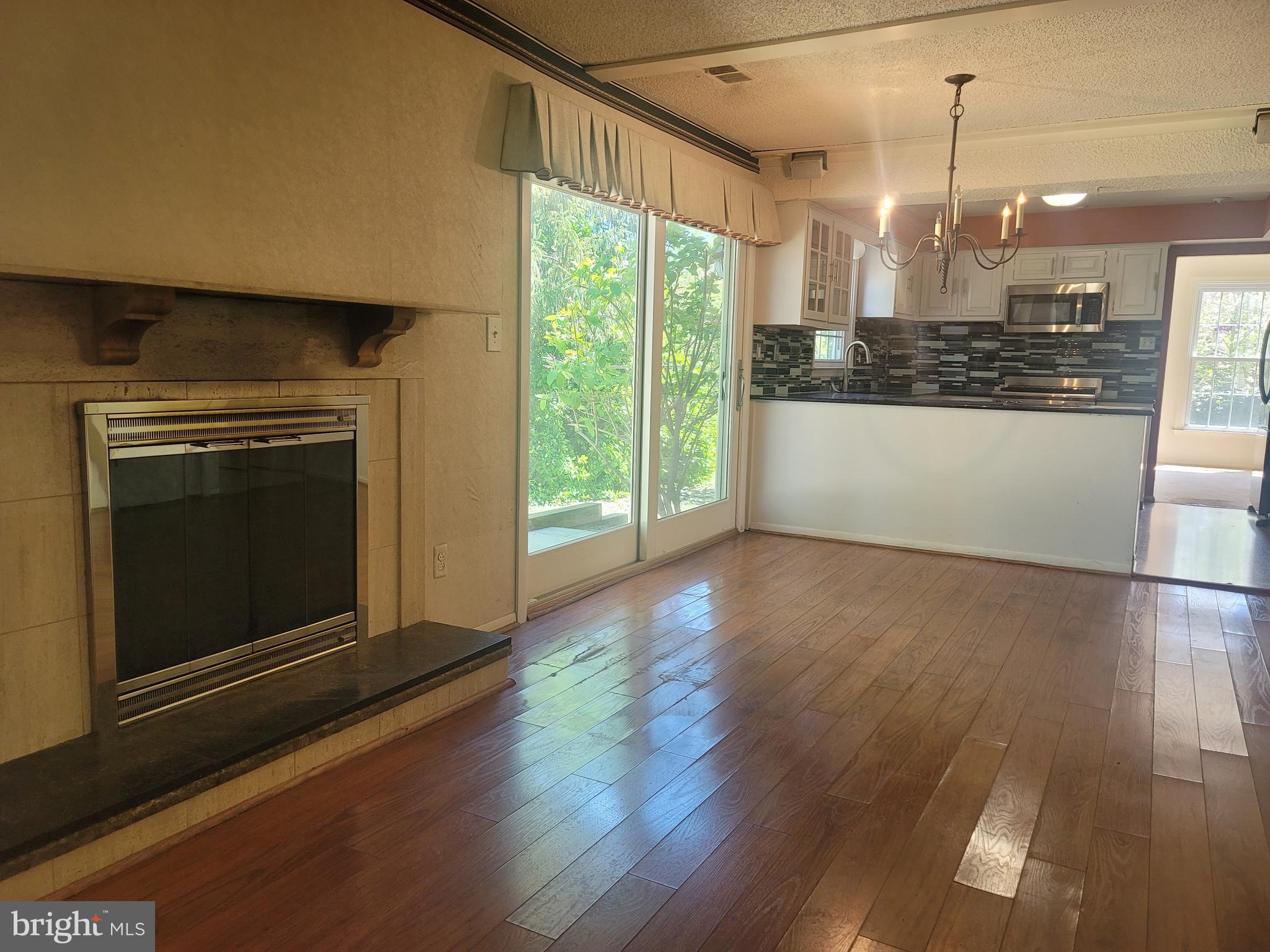 5895 TIBBY ROAD
