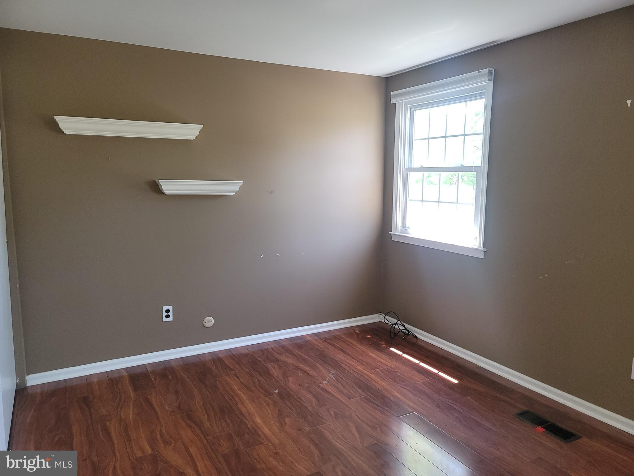 NESHAMINY VALLEY - Residential