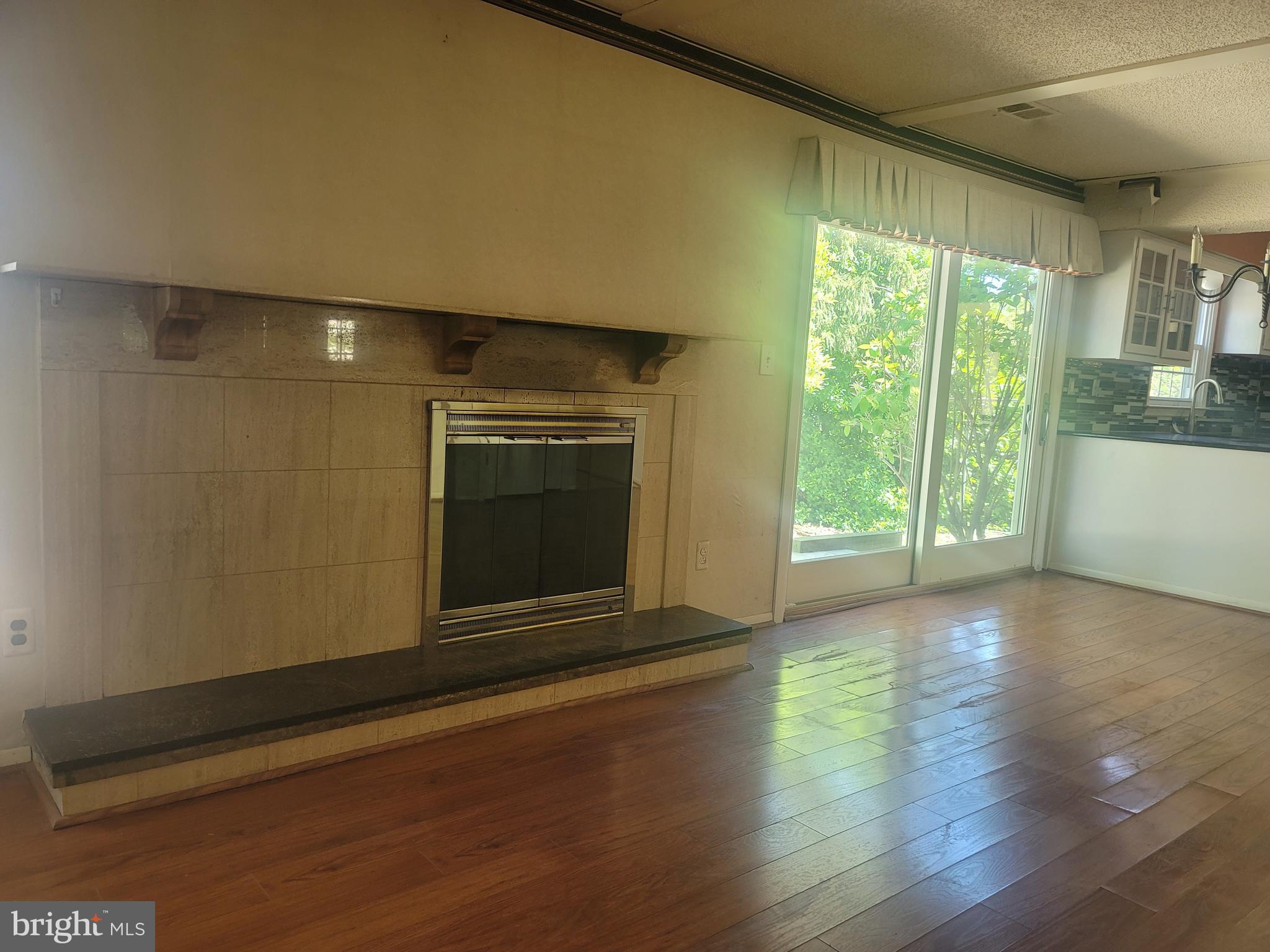 NESHAMINY VALLEY - Residential