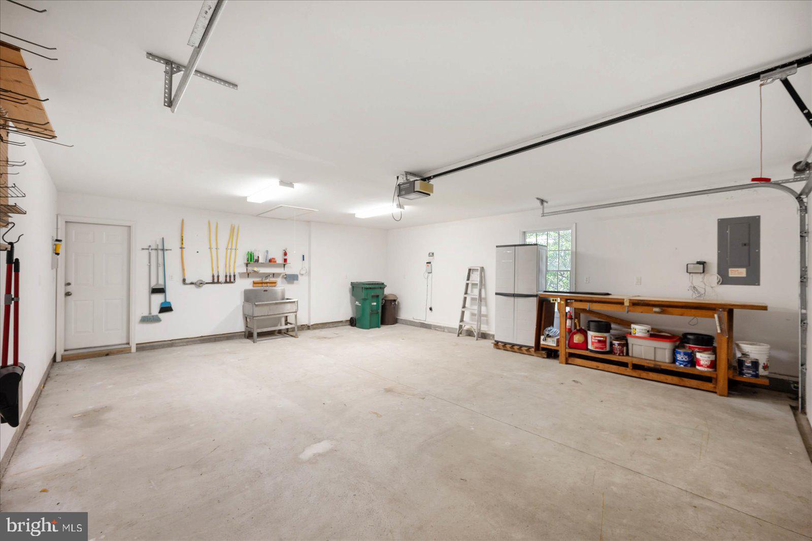 DEER POINT - Residential