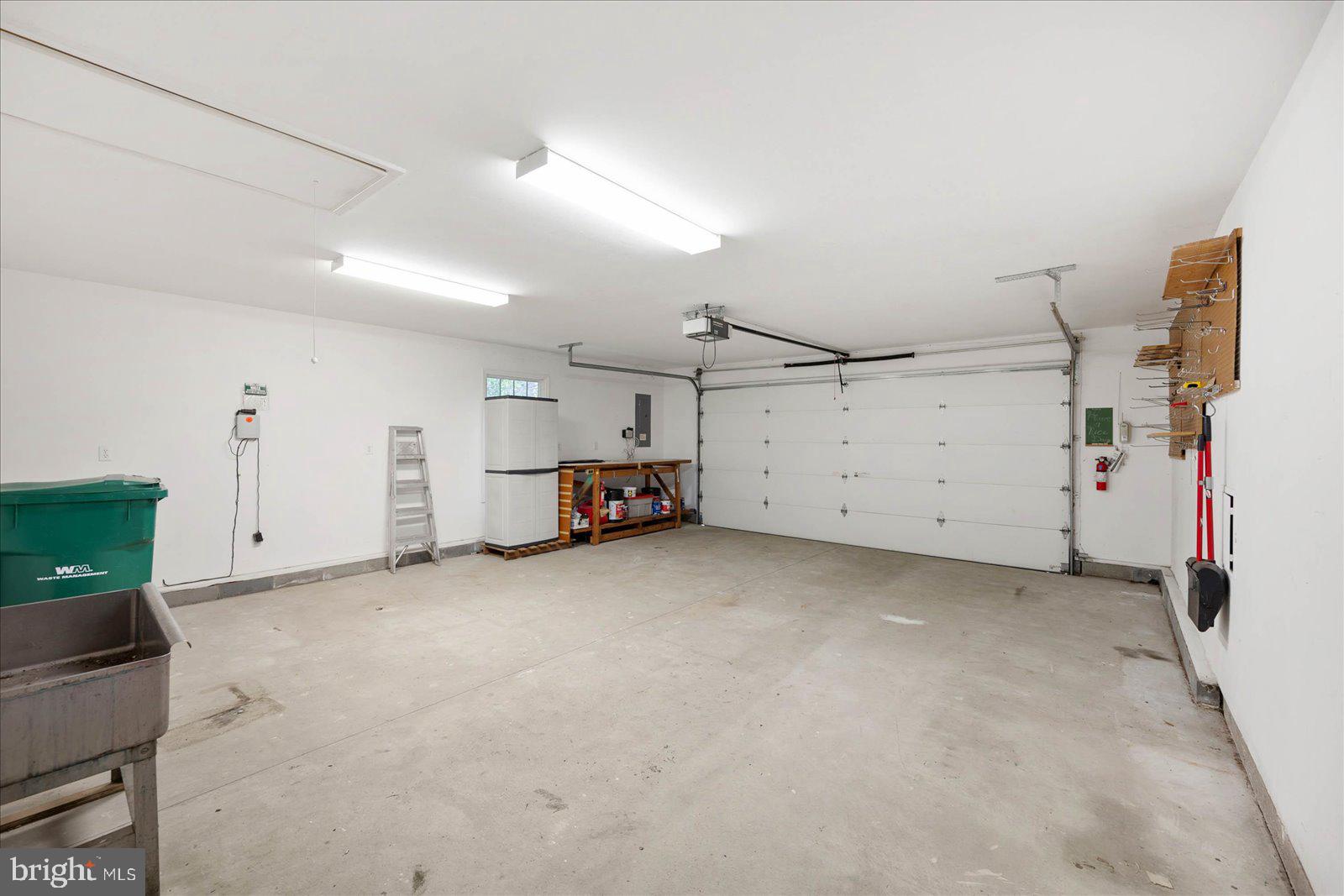 DEER POINT - Residential