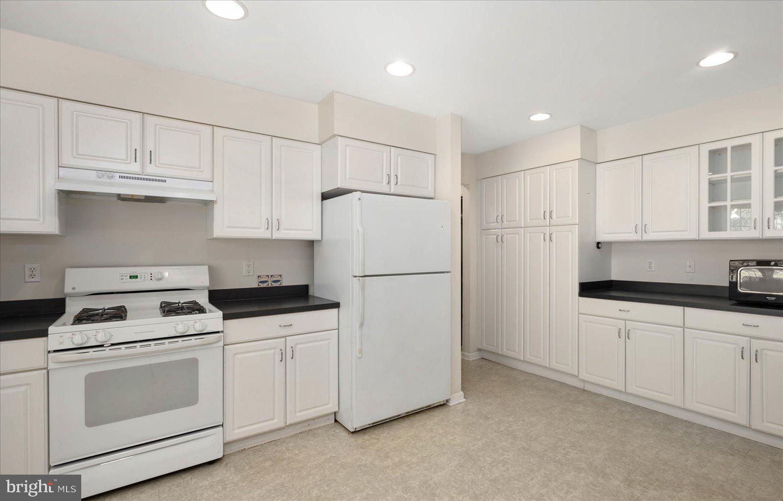 DEER POINT - Residential