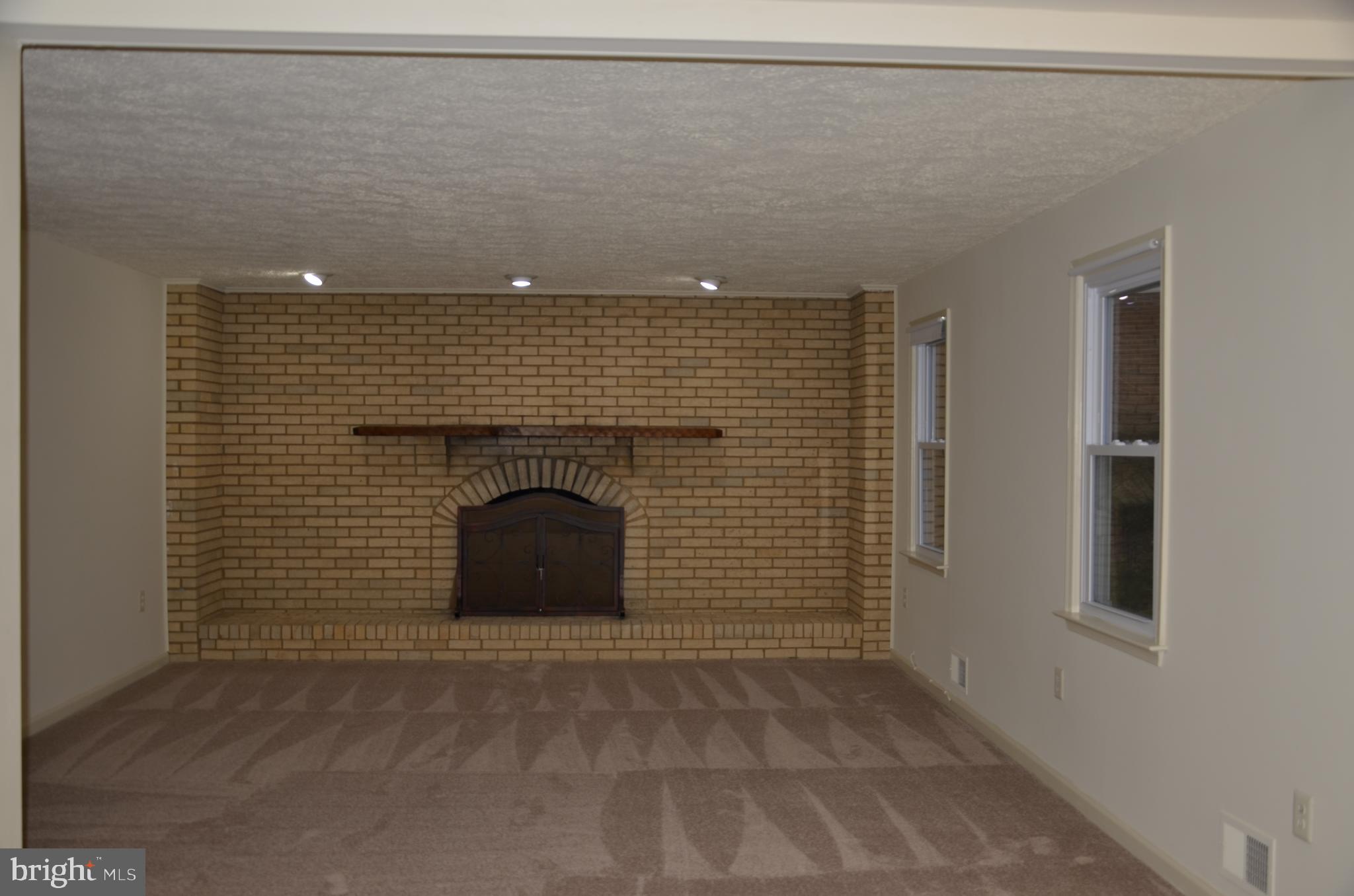 FAIRLAND ACRES - Residential Lease