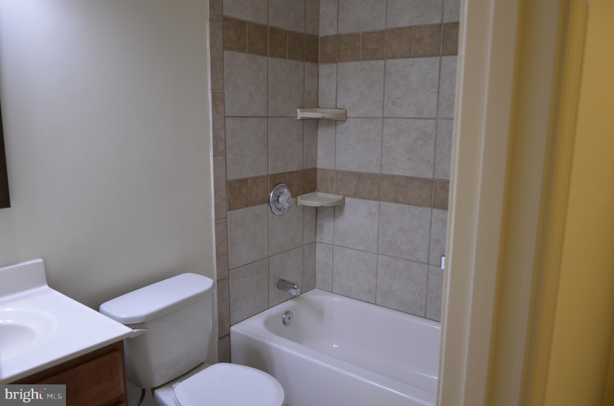 FAIRLAND ACRES - Residential Lease