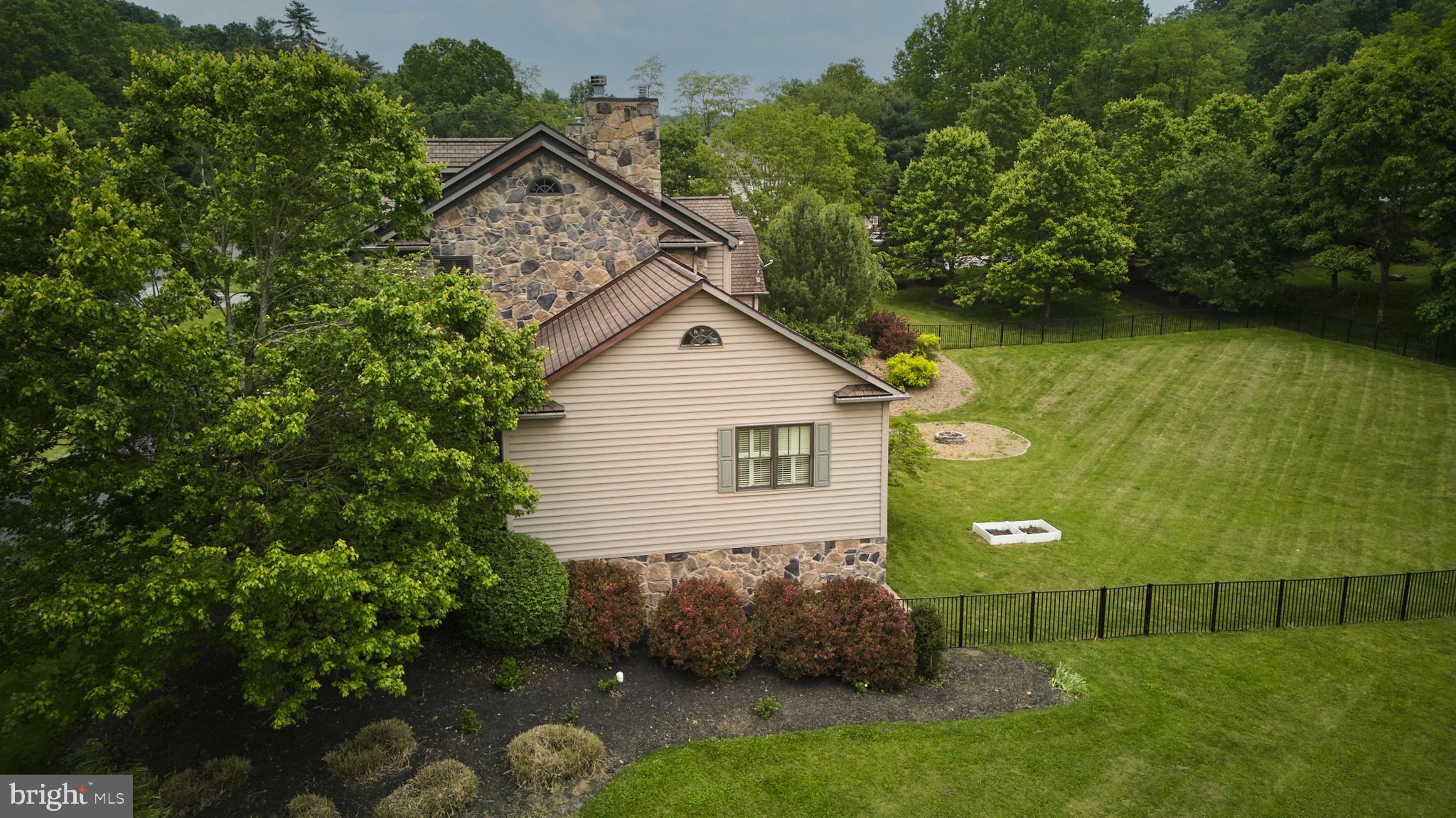 CEDAR CLIFF - Residential