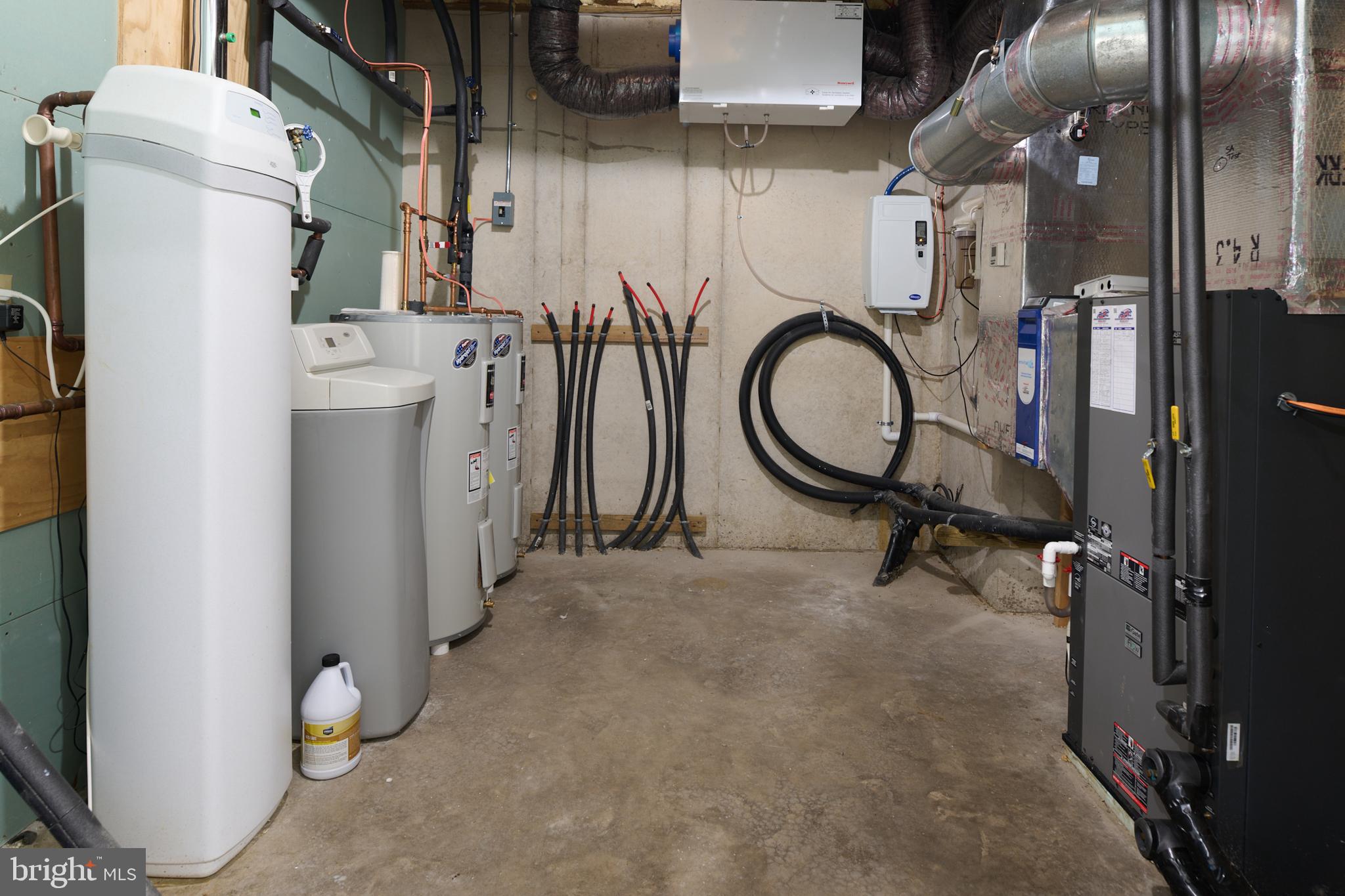 CEDAR CLIFF - Residential