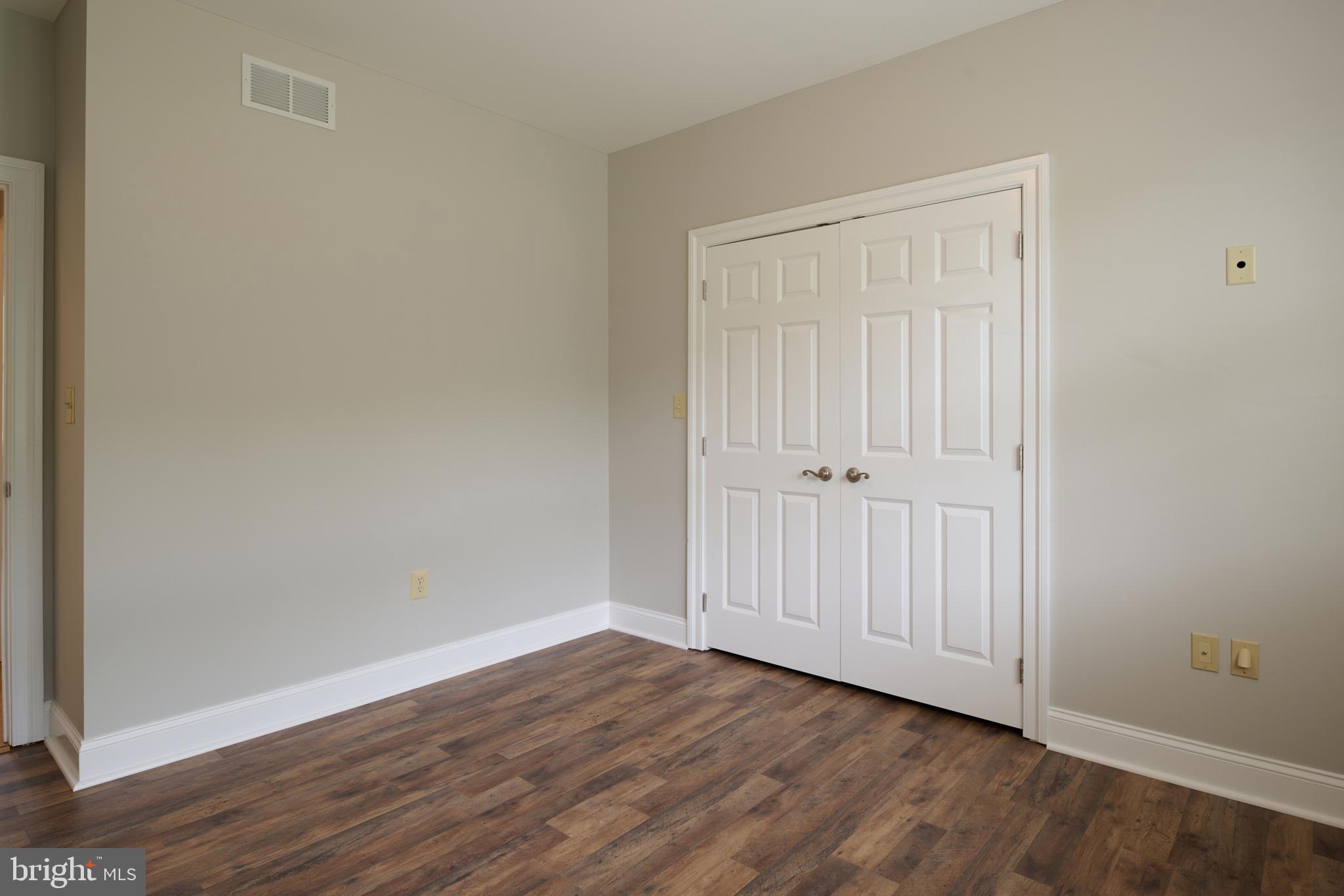 CEDAR CLIFF - Residential