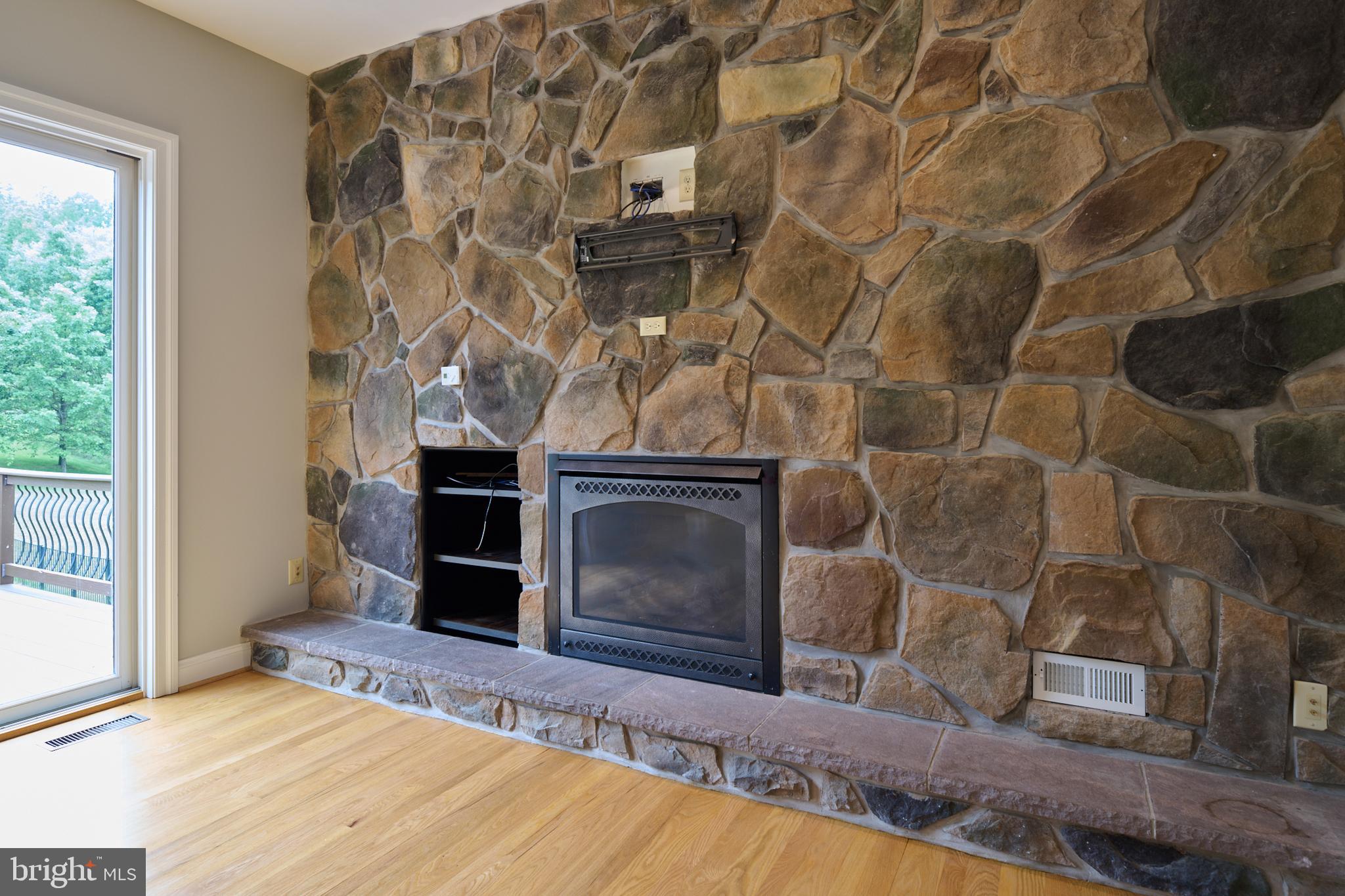 CEDAR CLIFF - Residential