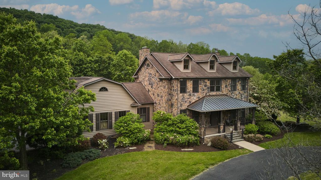 Photo of 113 Manhasset Drive, PORT MATILDA, PA 16870 (MLS # PACE2514516)