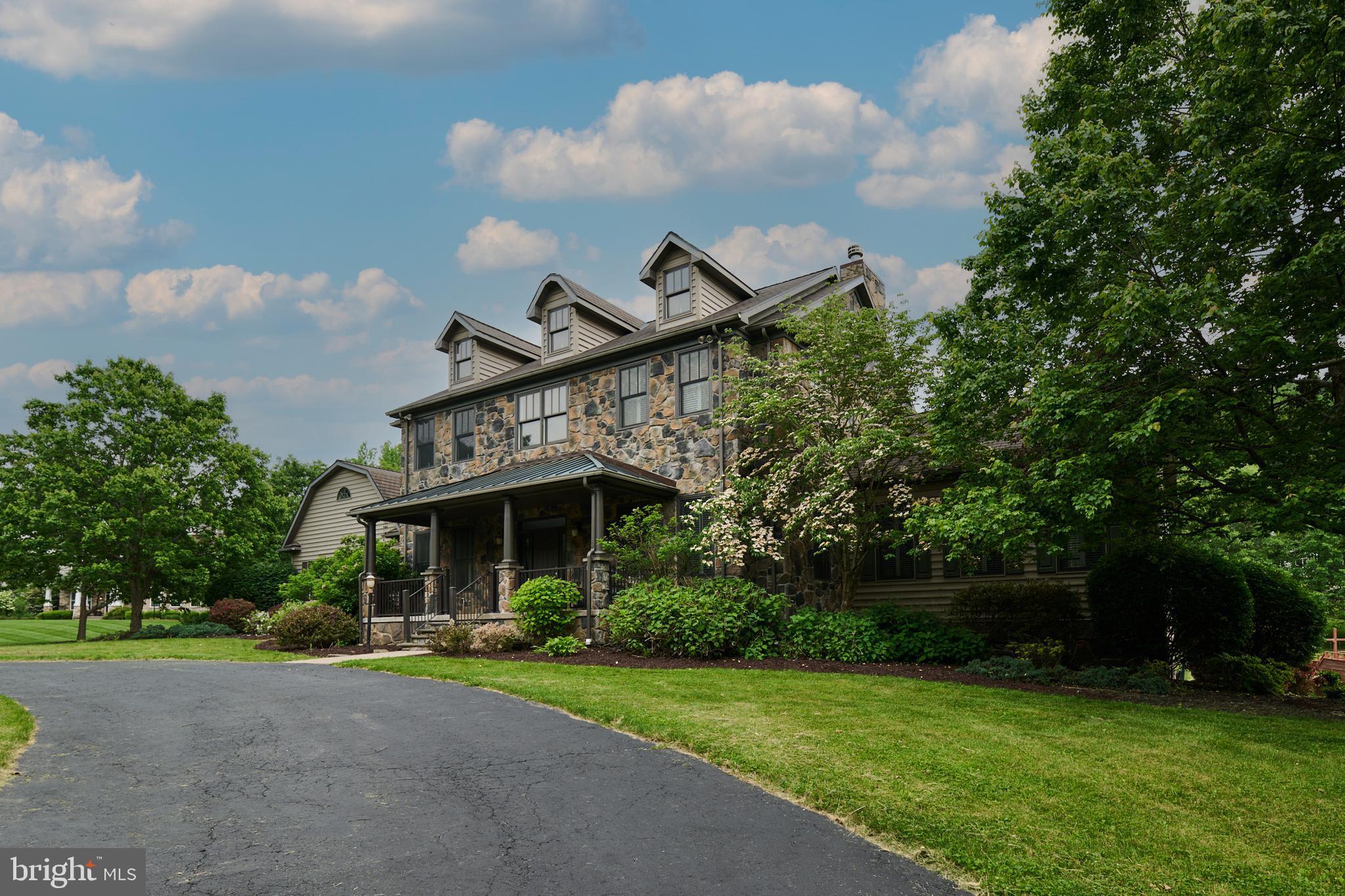 CEDAR CLIFF - Residential