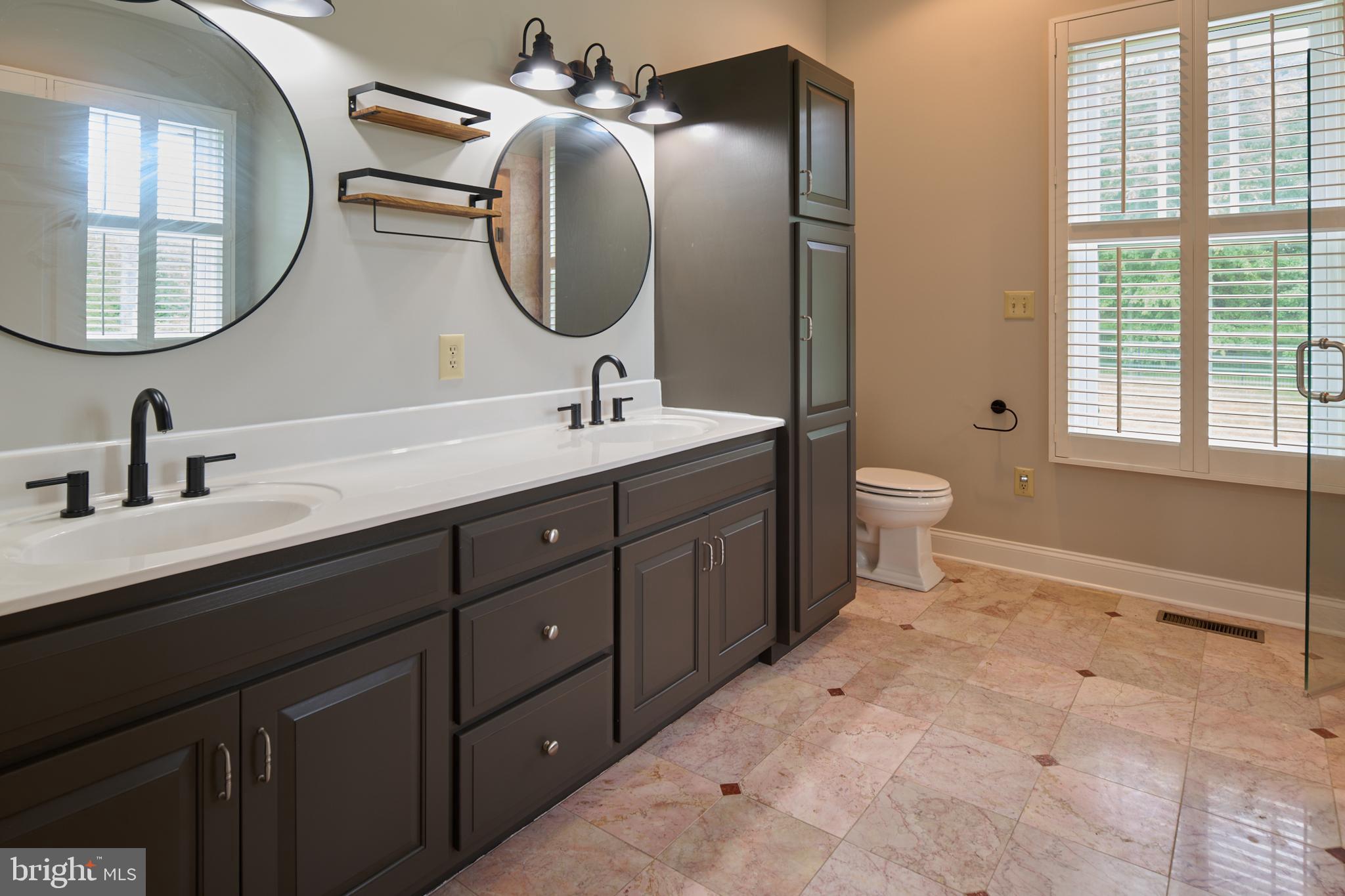 CEDAR CLIFF - Residential