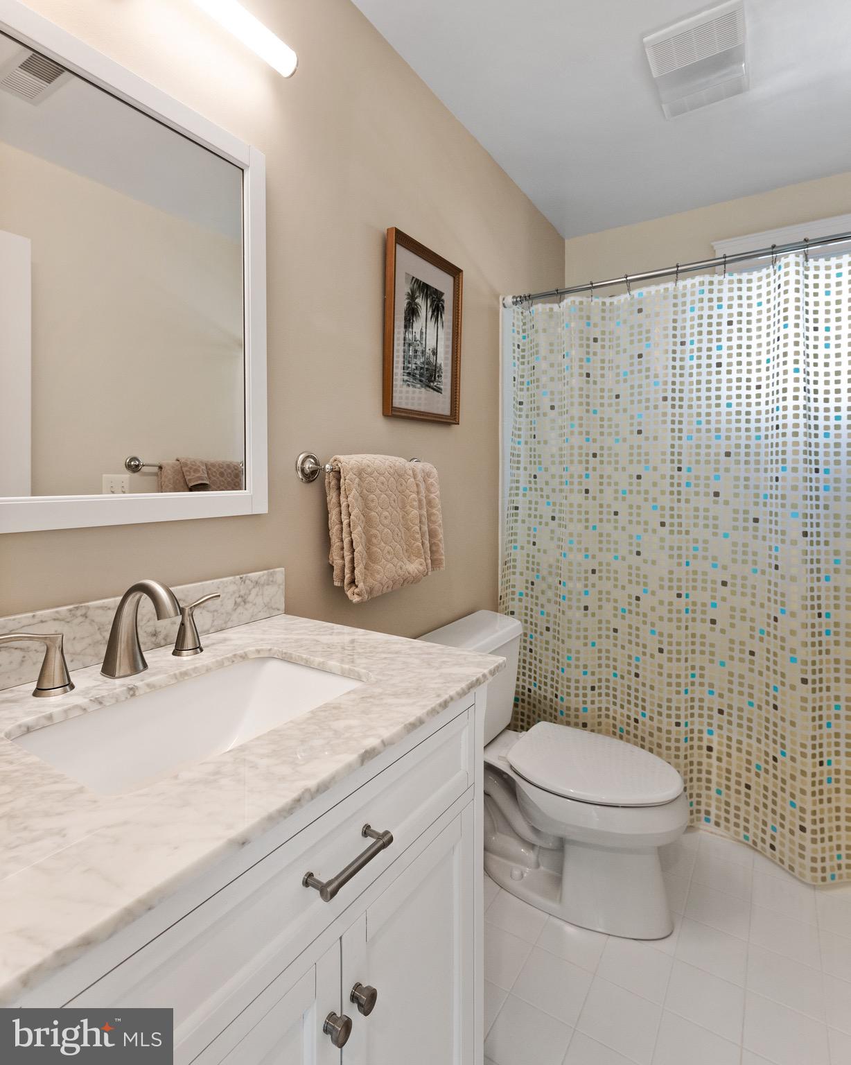 EASTPORT - Residential