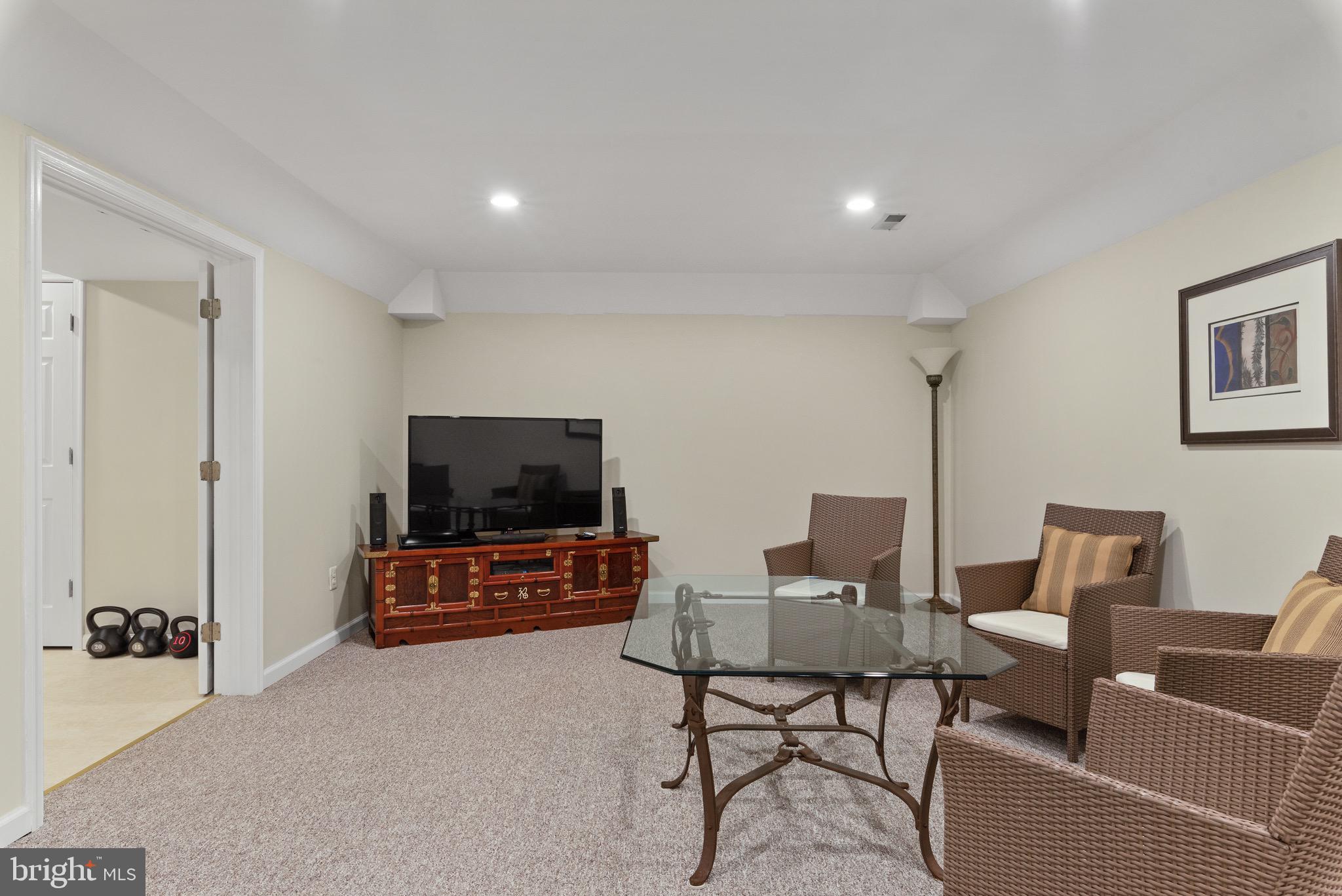 EASTPORT - Residential