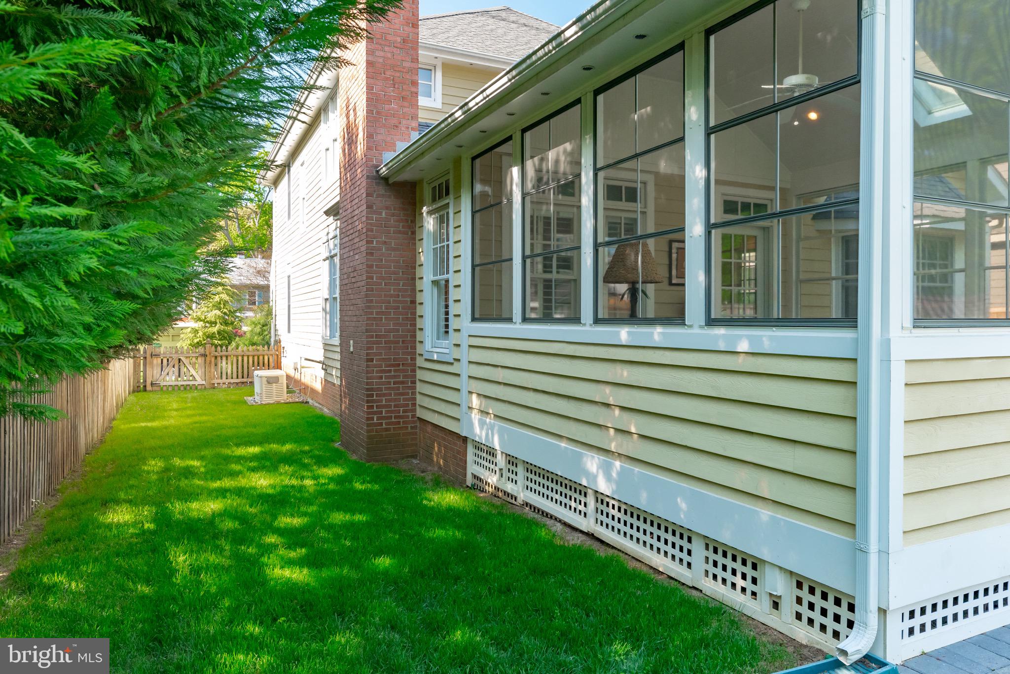 EASTPORT - Residential