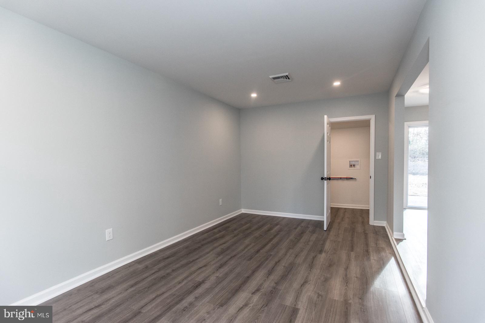 KENWOOD - Residential