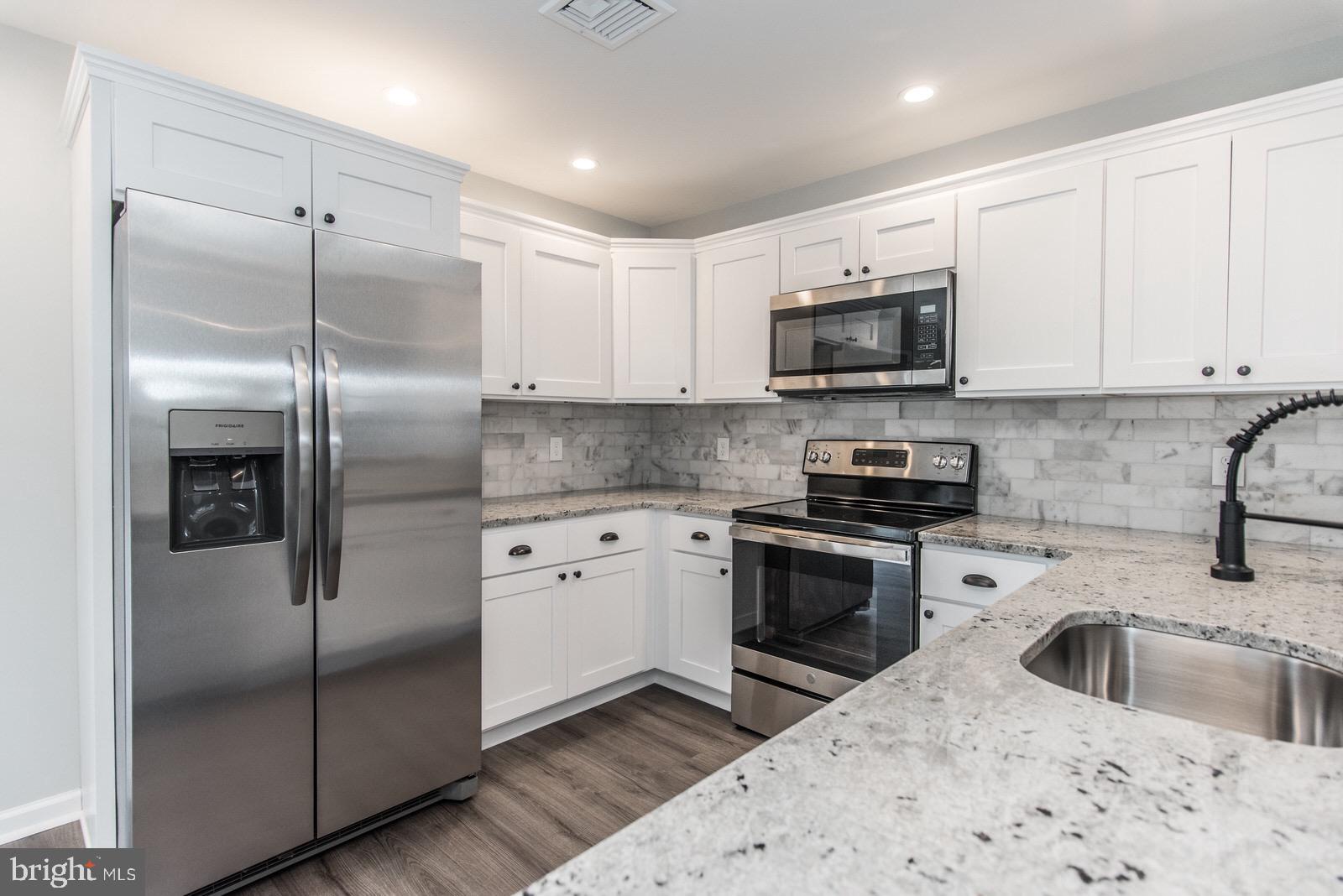 KENWOOD - Residential