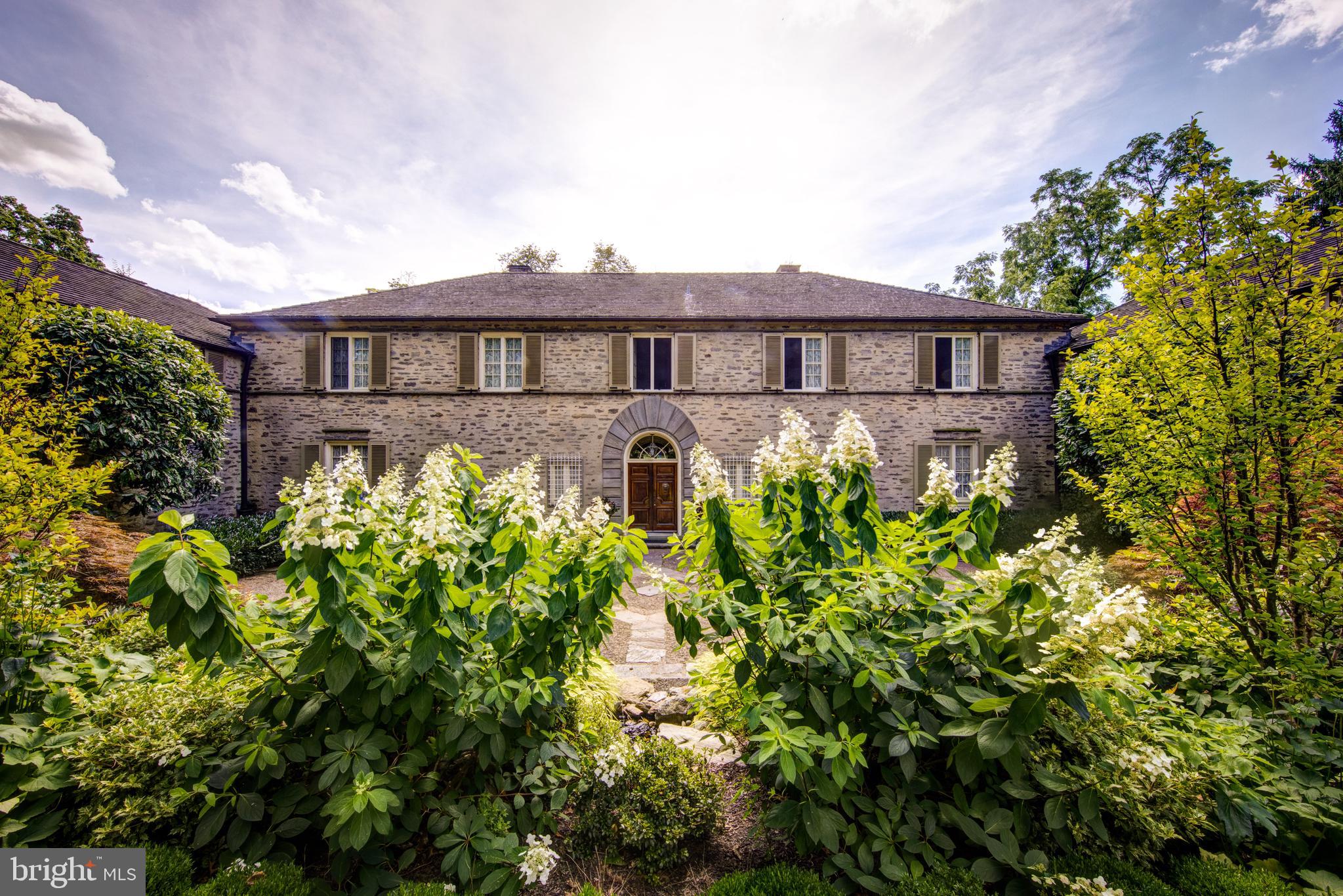 CHESTNUT HILL - Residential