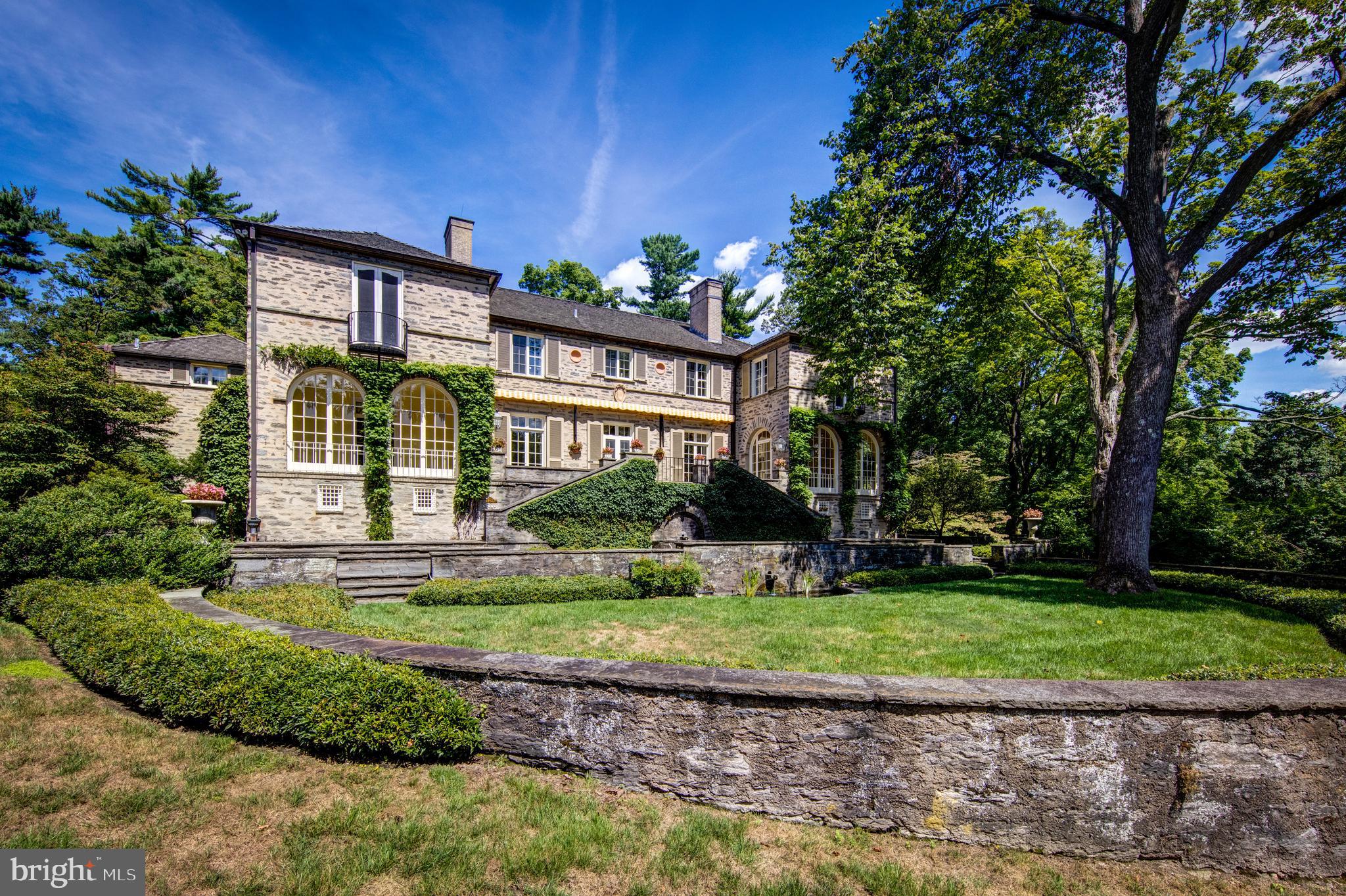 CHESTNUT HILL - Residential