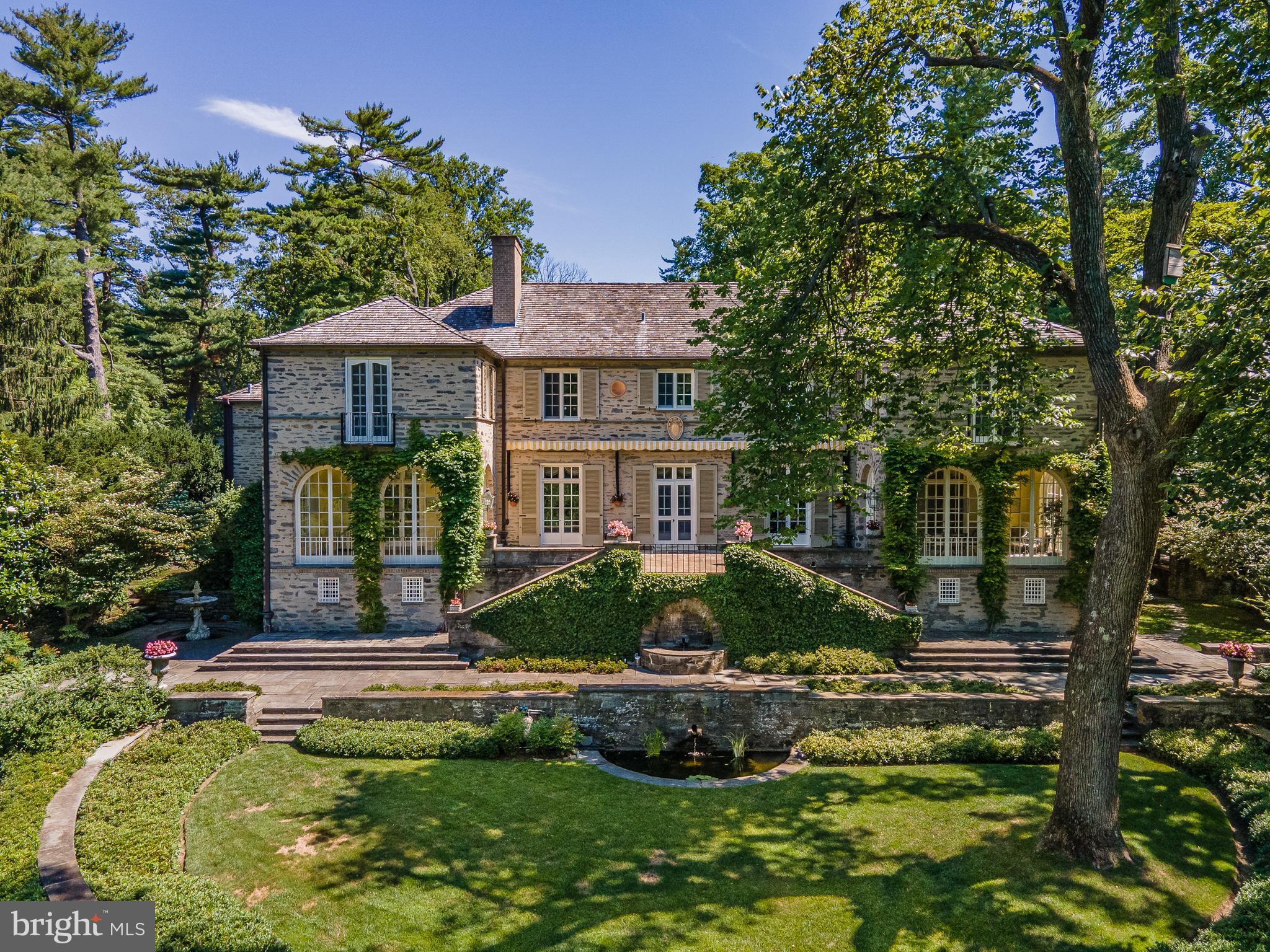 CHESTNUT HILL - Residential
