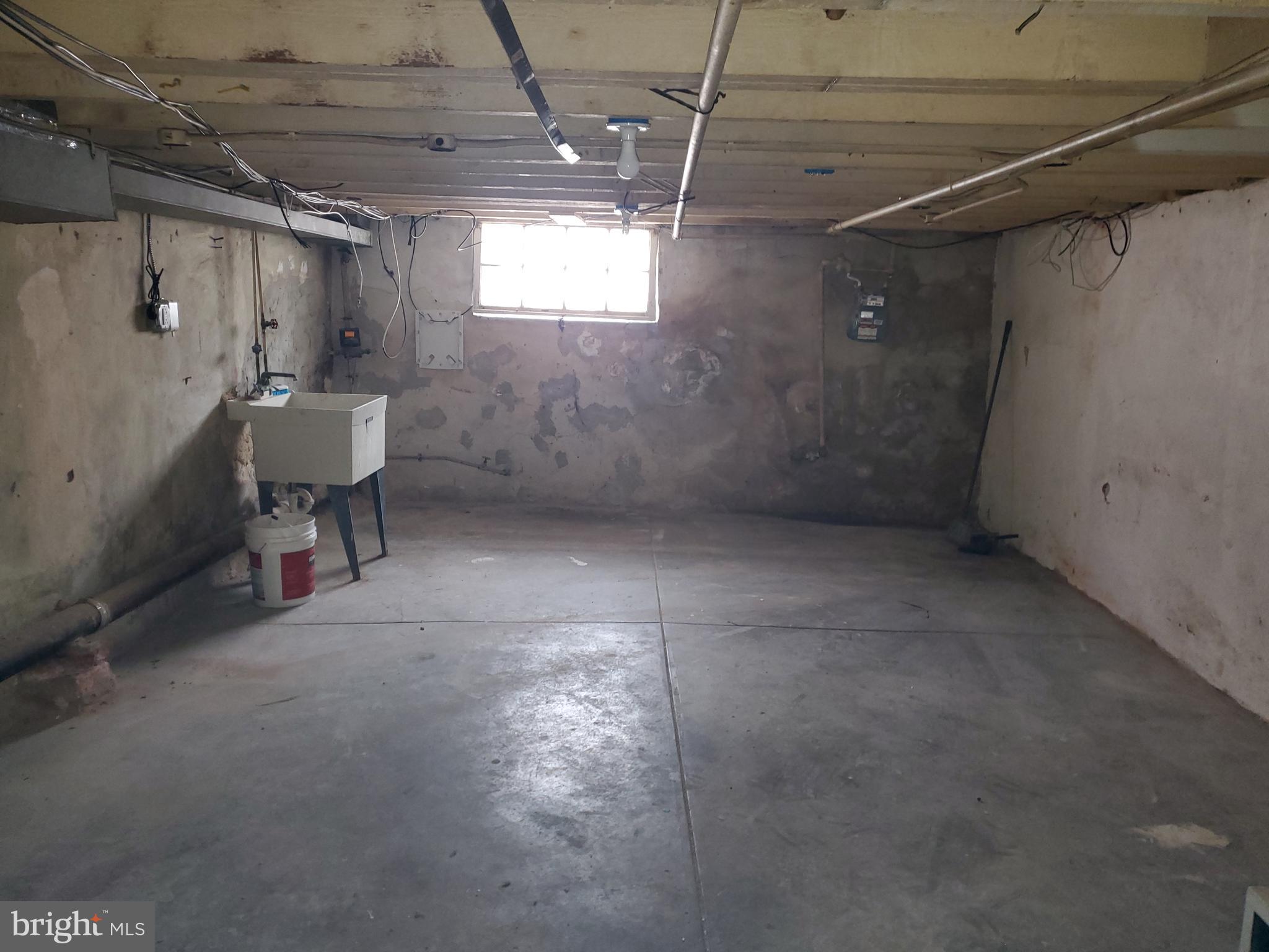 PHILADELPHIA - Residential Lease