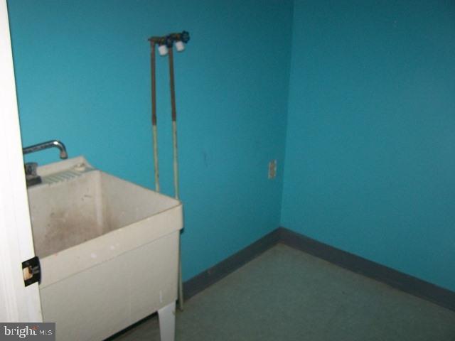 OAK HOLLOW - Residential