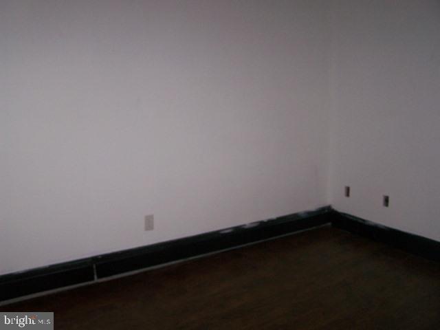 OAK HOLLOW - Residential