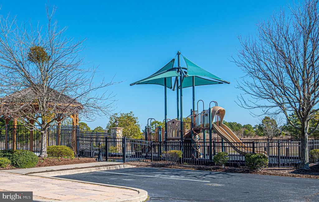 THE LANDINGS - Residential