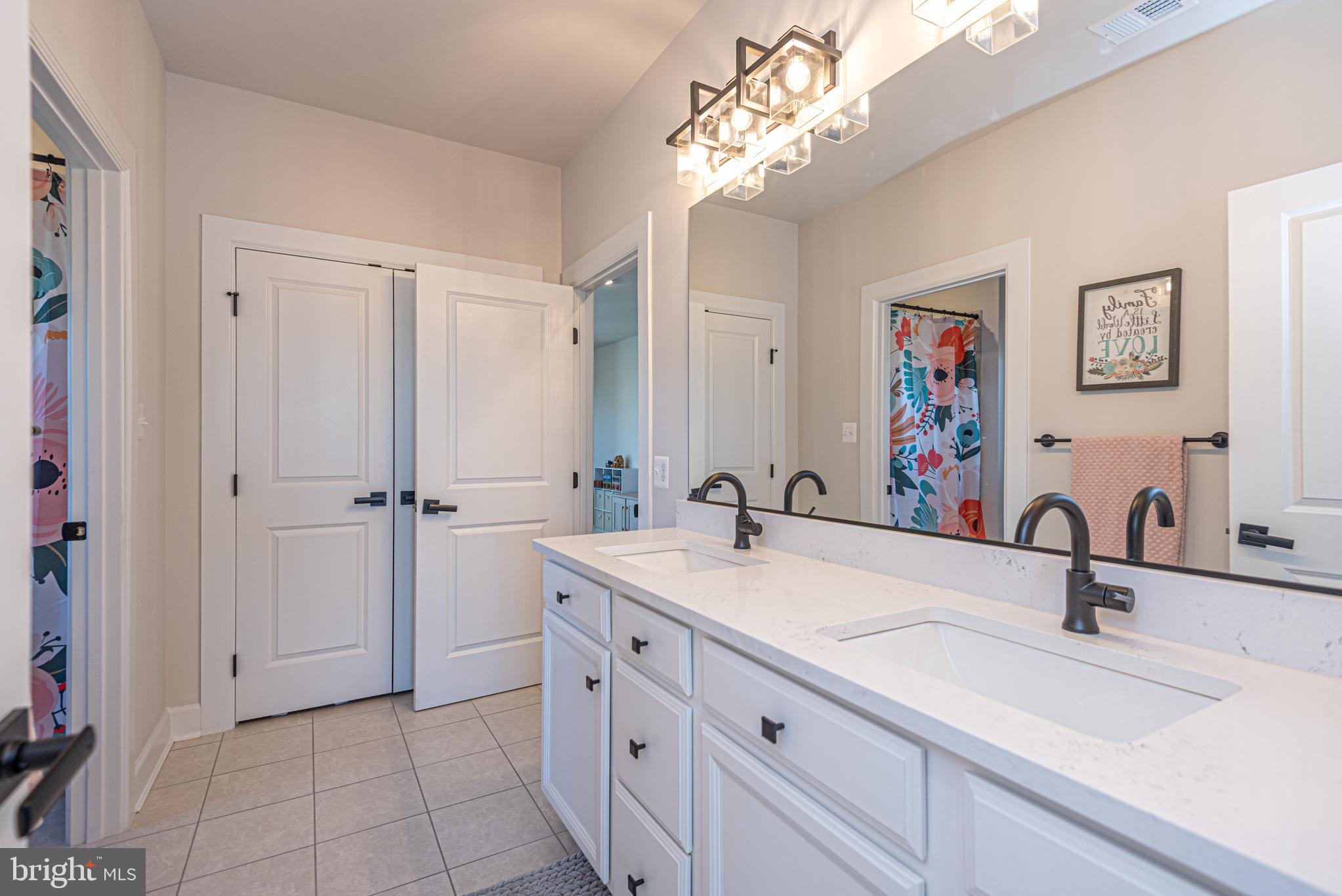 THE LANDINGS - Residential