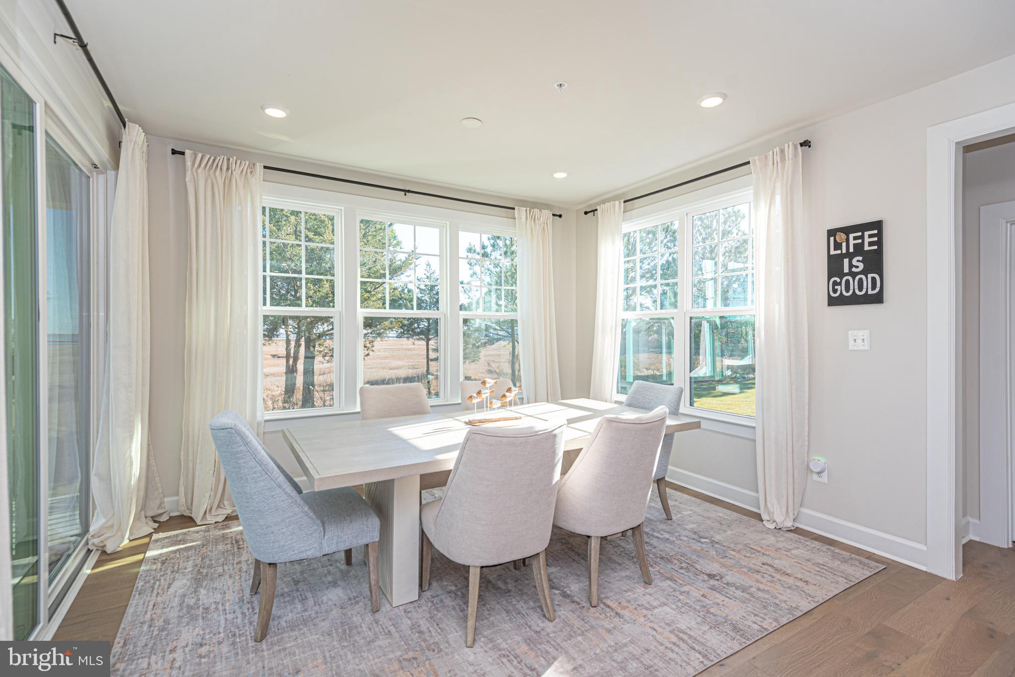 THE LANDINGS - Residential