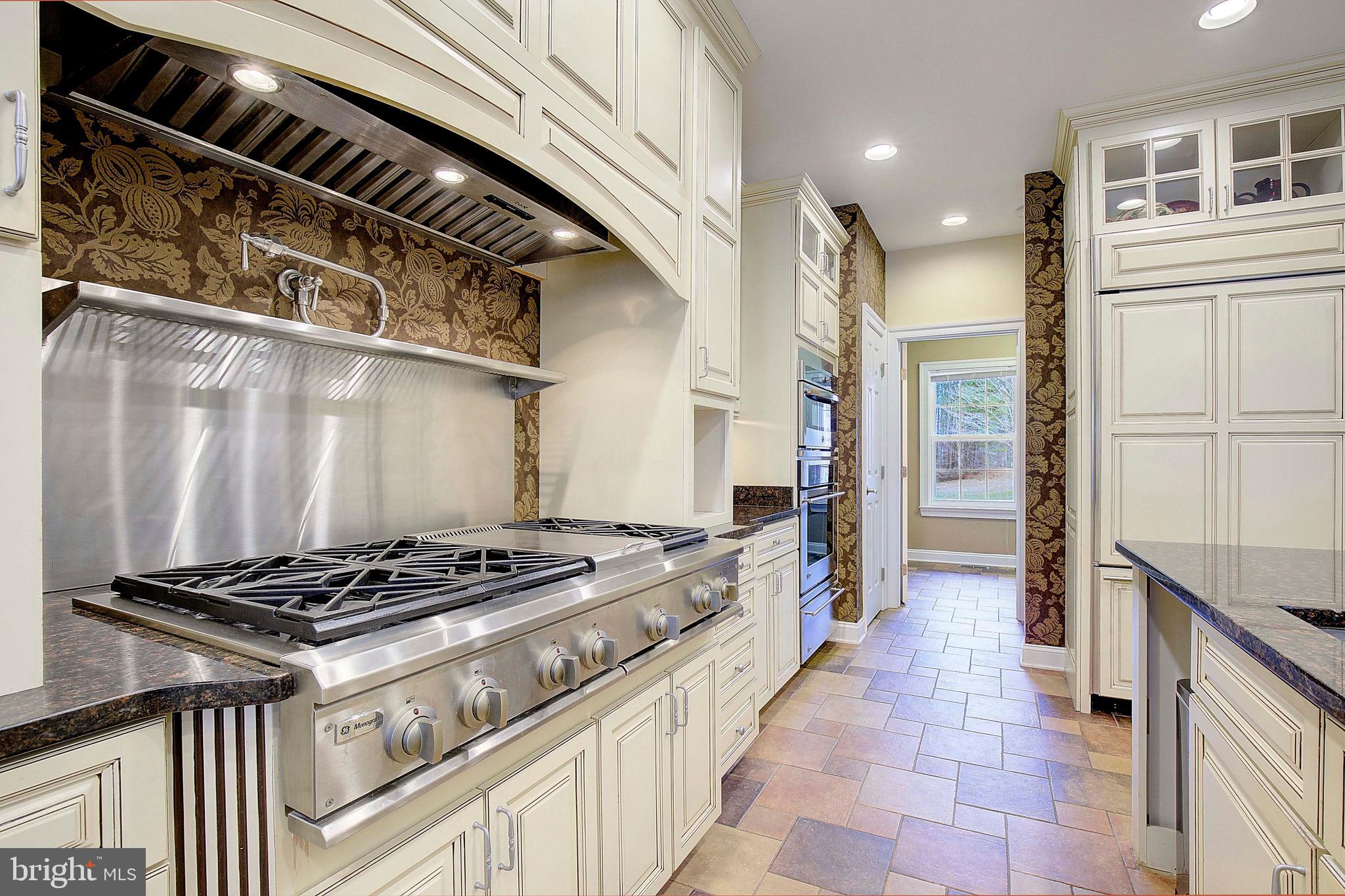 CALVERT CROSSING - Residential