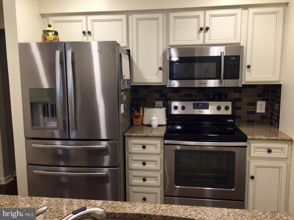 HEMPFIELD GREEN - Residential