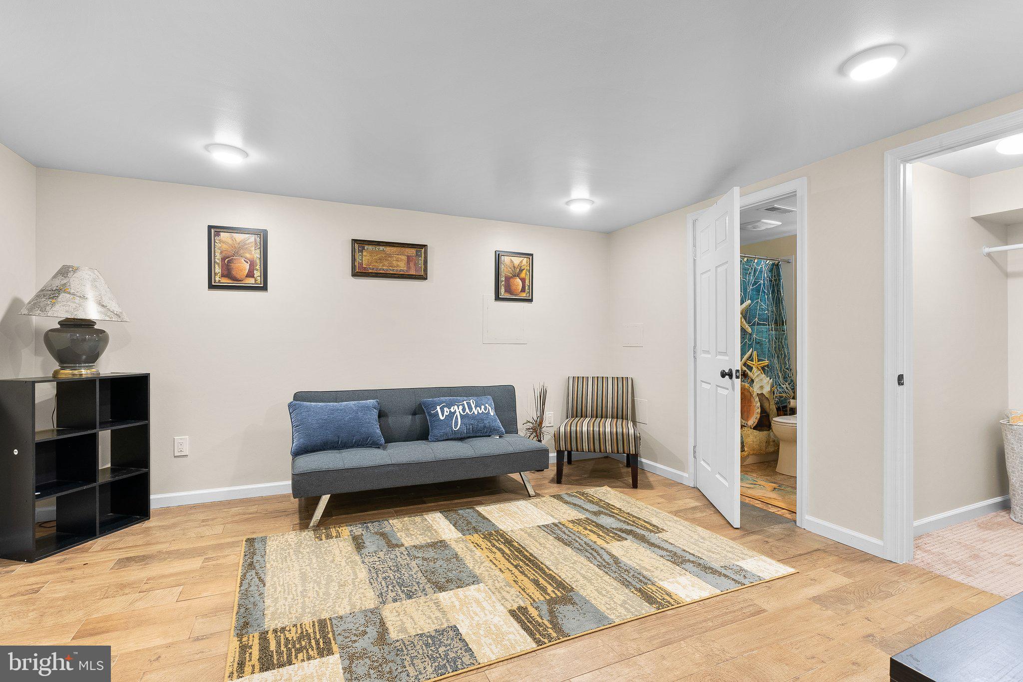 HAGERSTOWN - Residential