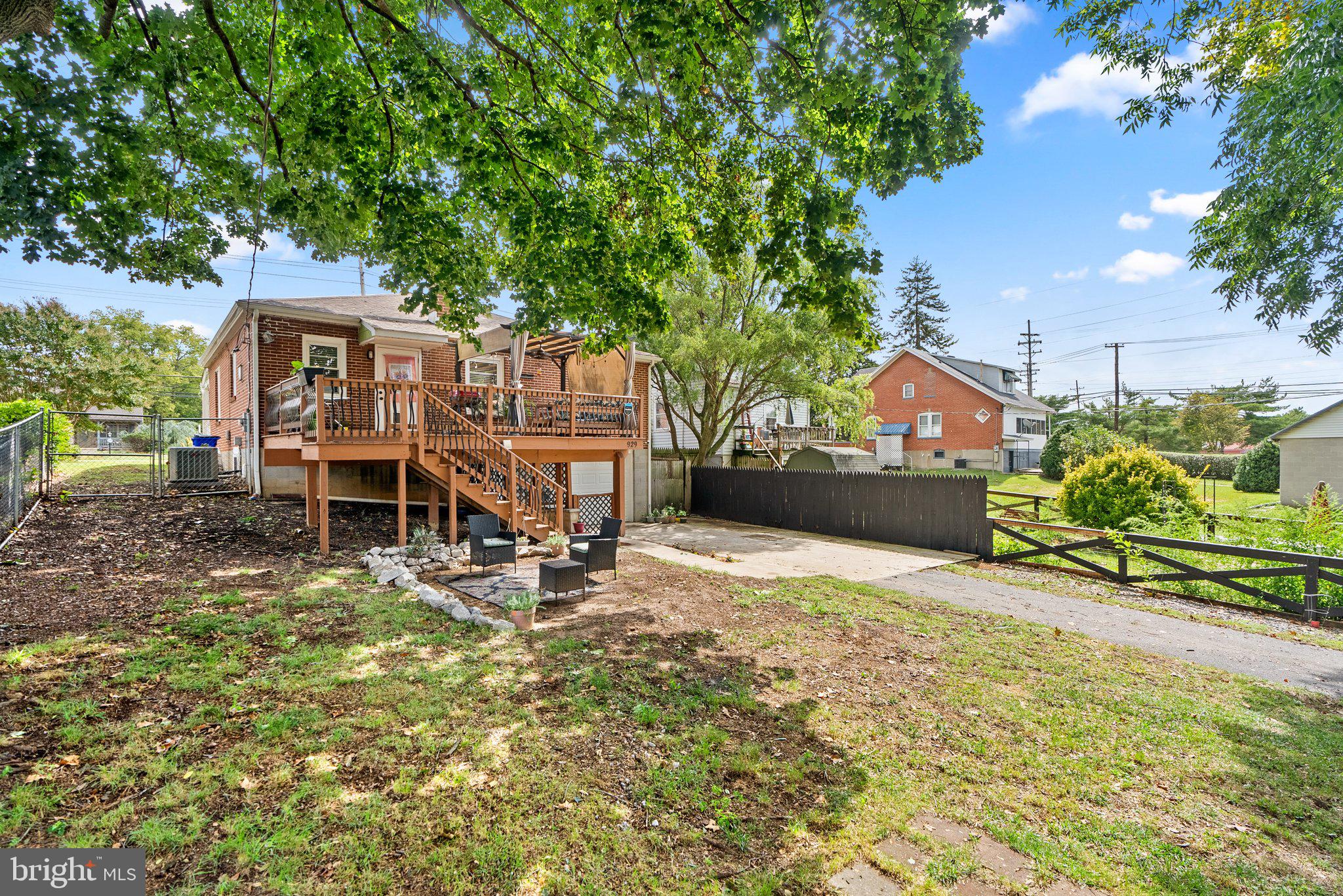 HAGERSTOWN - Residential