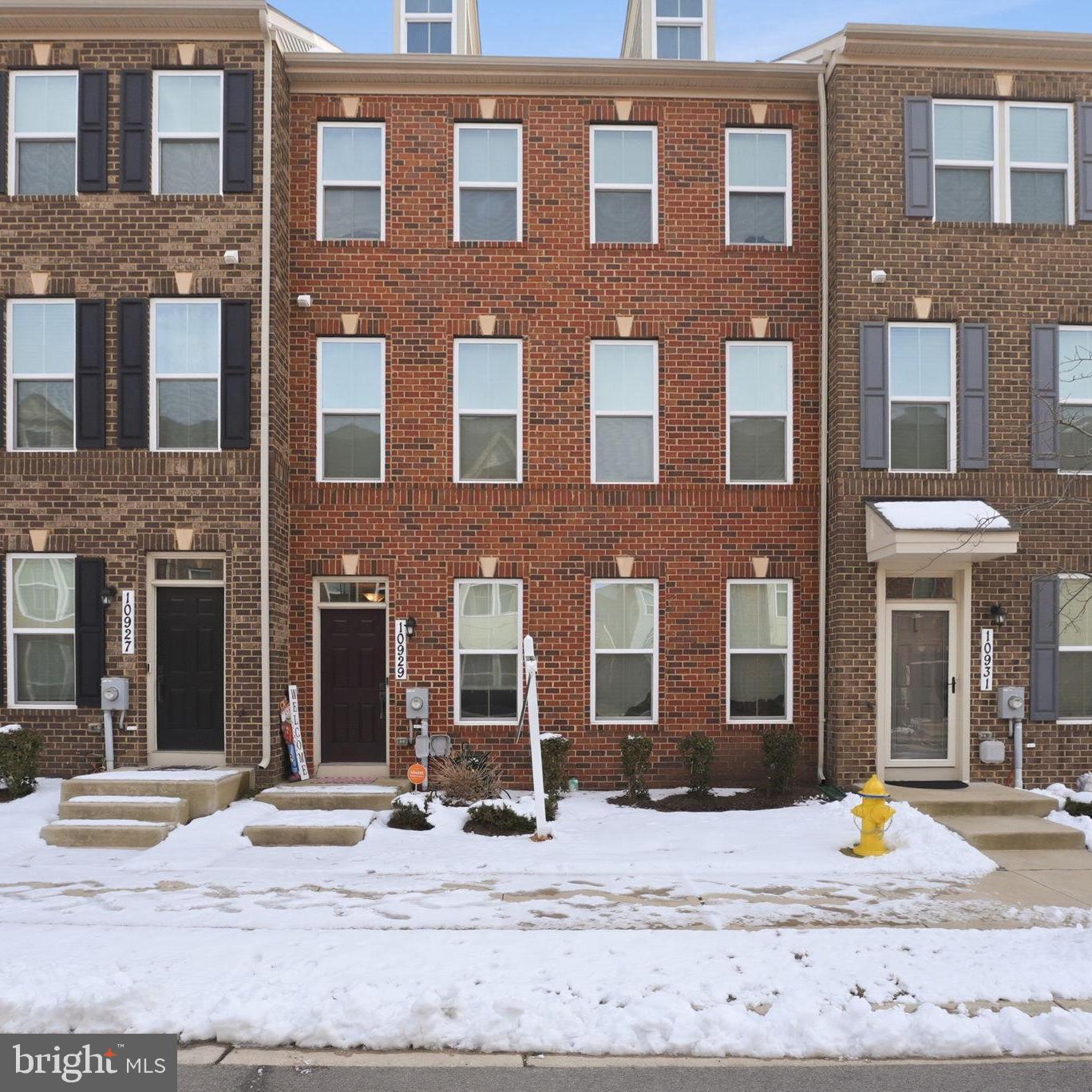 WESTCHESTER SQUARE - Residential