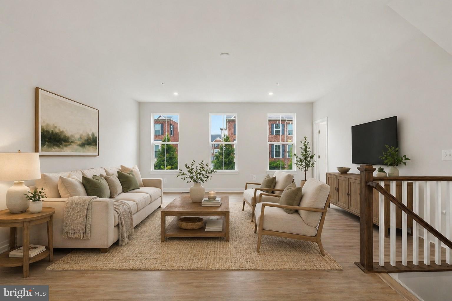 WESTCHESTER SQUARE - Residential