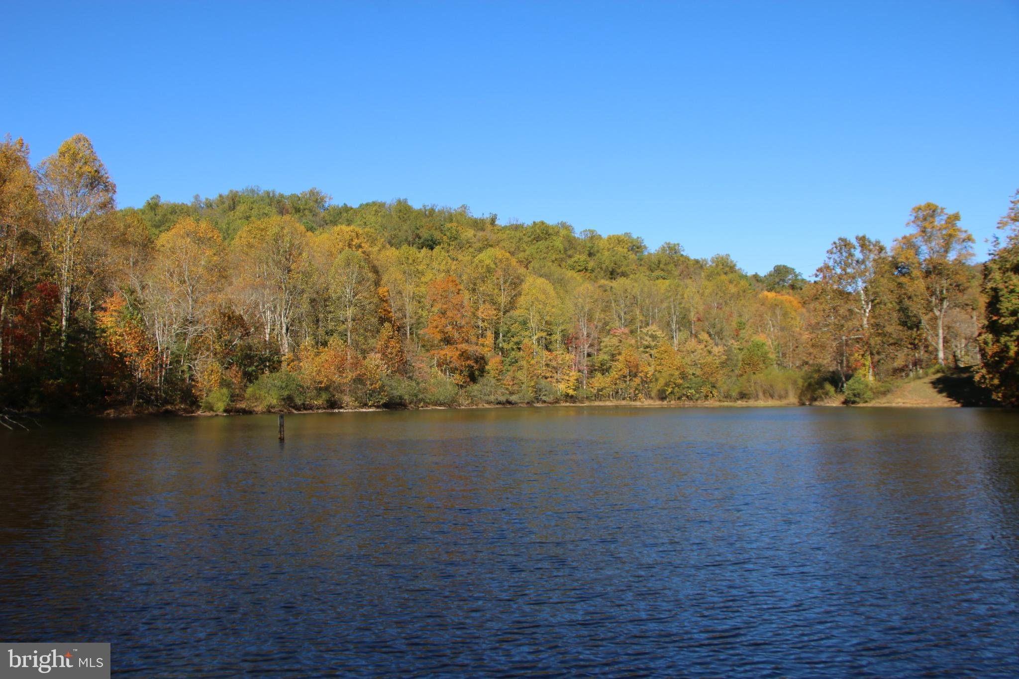 HIDDEN VALLEY FARMS - Land