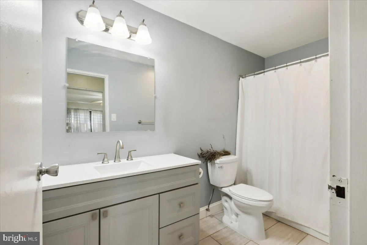 Cranbury, New Jersey 08512, United States, 1 Bedroom Bedrooms, ,1 BathroomBathrooms,Residential,Active,202429