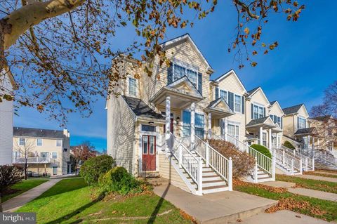 Photo of 1683 Fallowfield Court, CROFTON, MD 21114 (MLS # MDAA2131142)