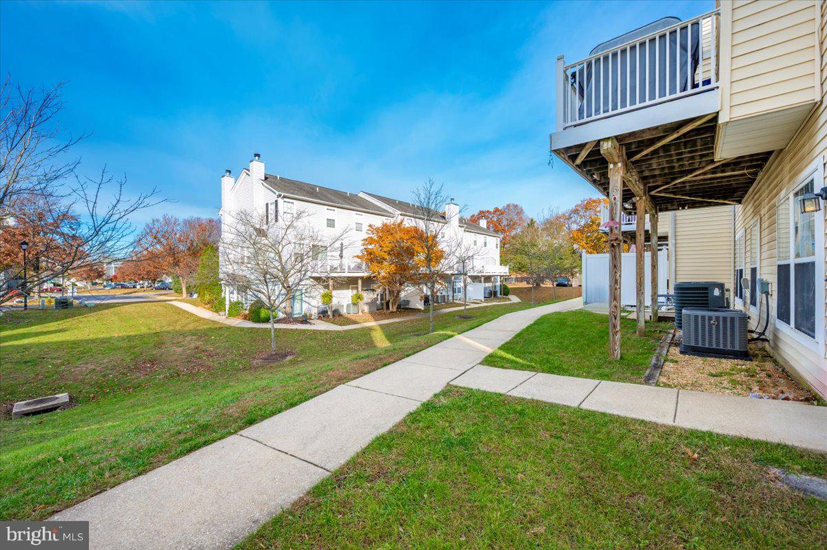 CEDAR GROVE AT CROFTON - Residential