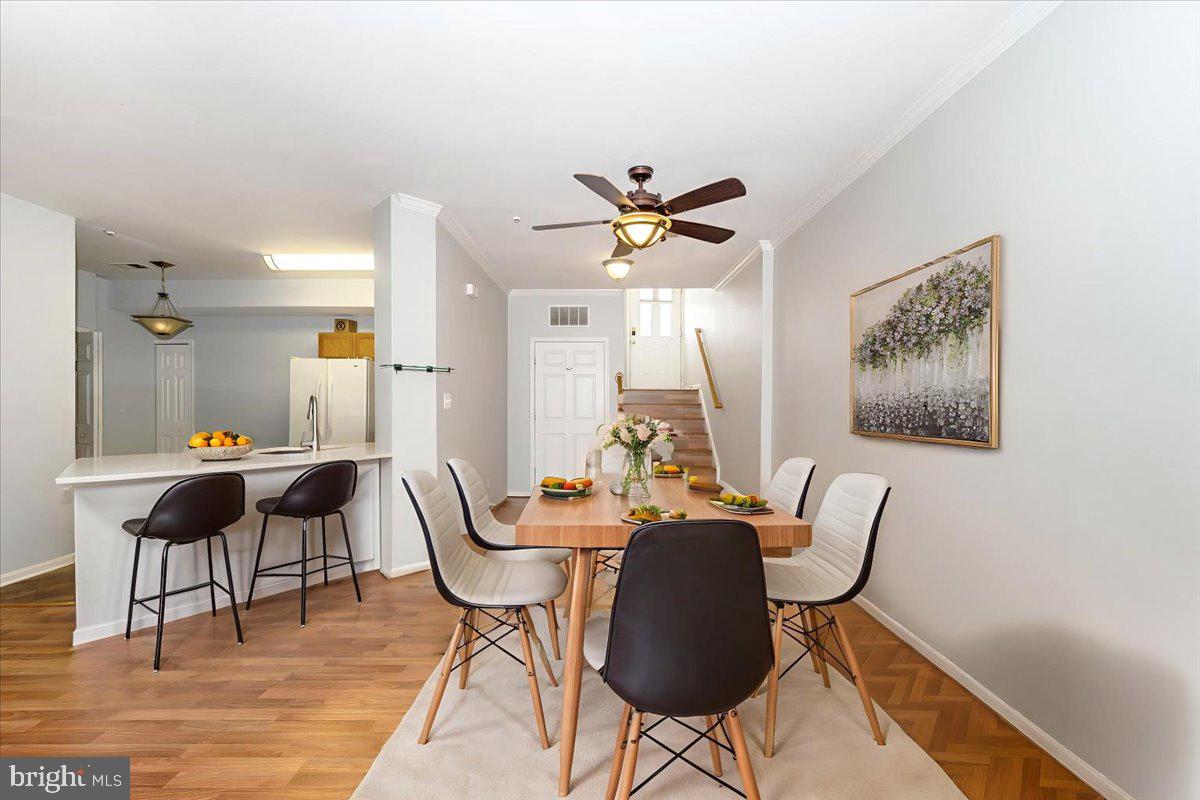 CEDAR GROVE AT CROFTON - Residential