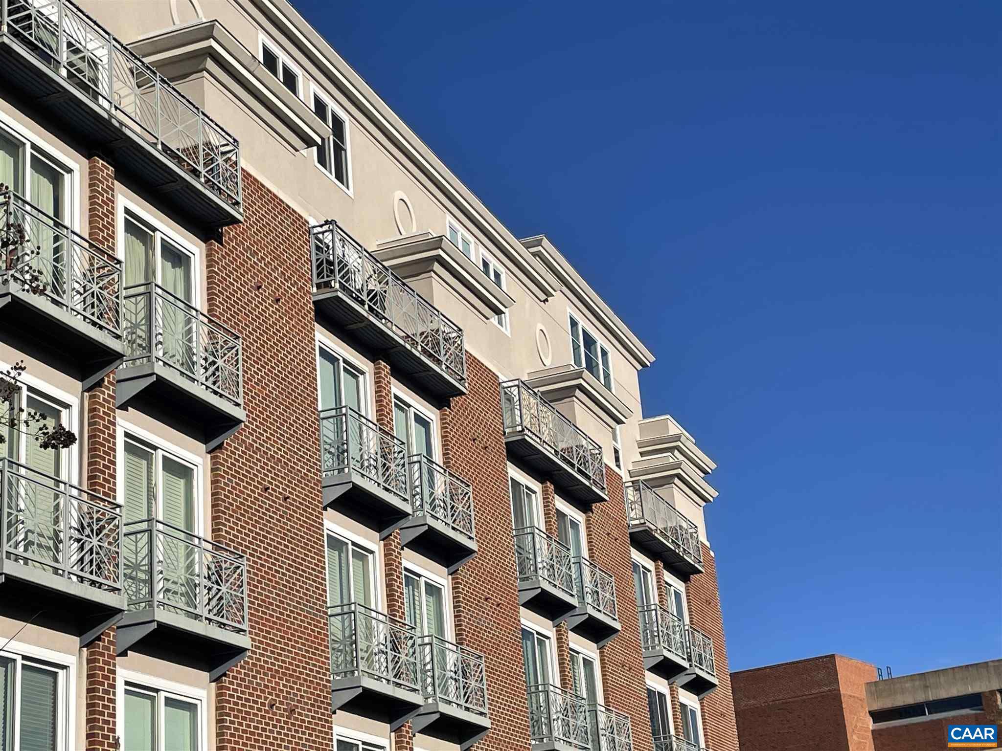 THE BARRINGER - Residential