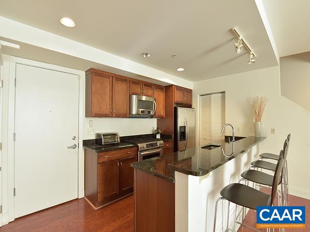 THE BARRINGER - Residential