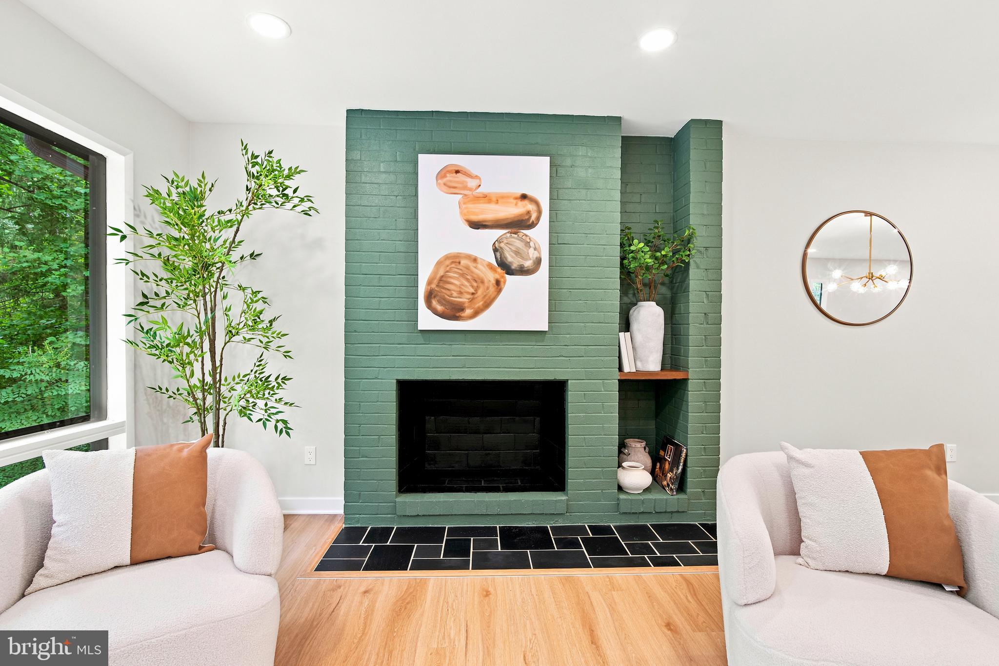 4304 ANN FITZ HUGH DRIVE