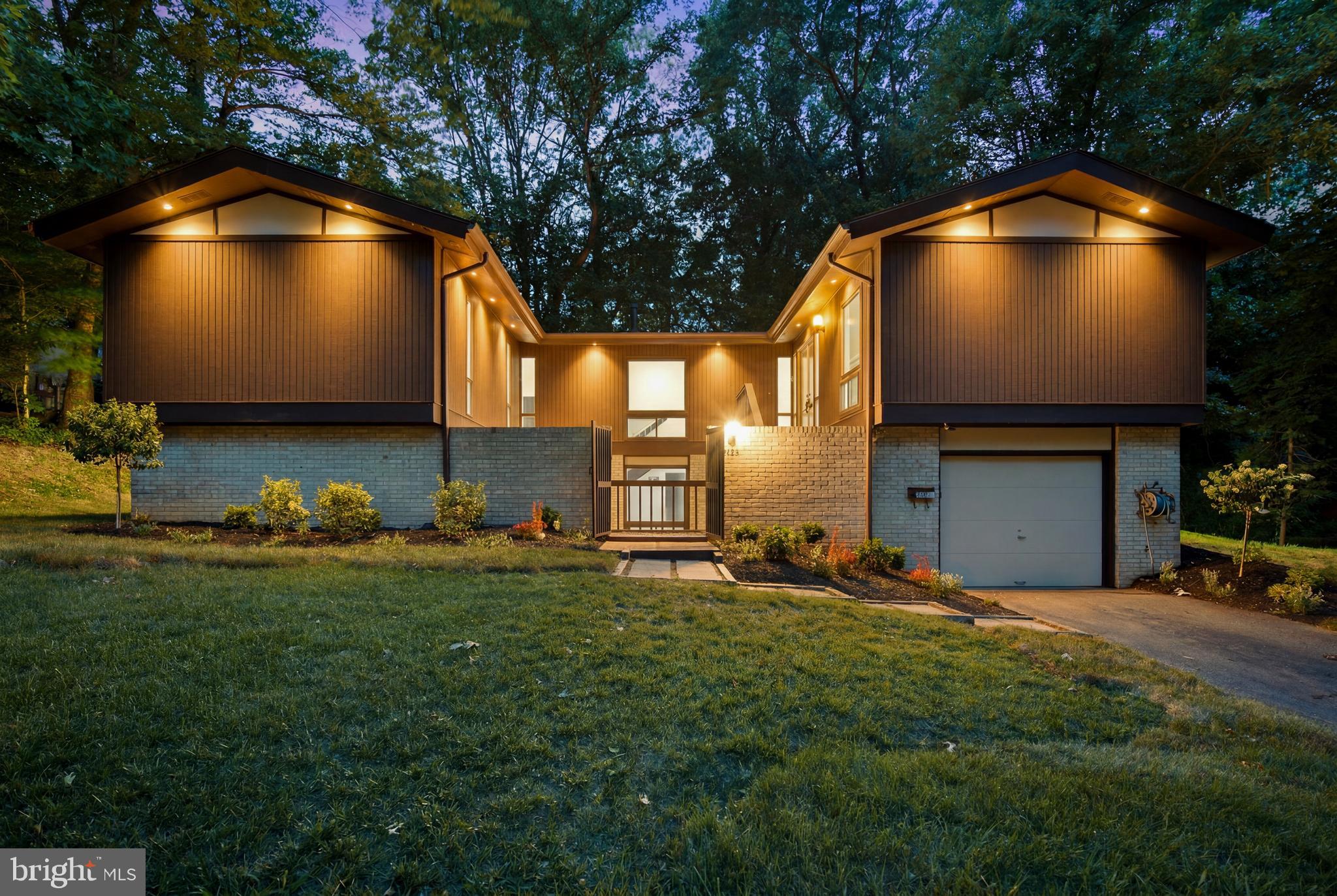 4304 ANN FITZ HUGH DRIVE