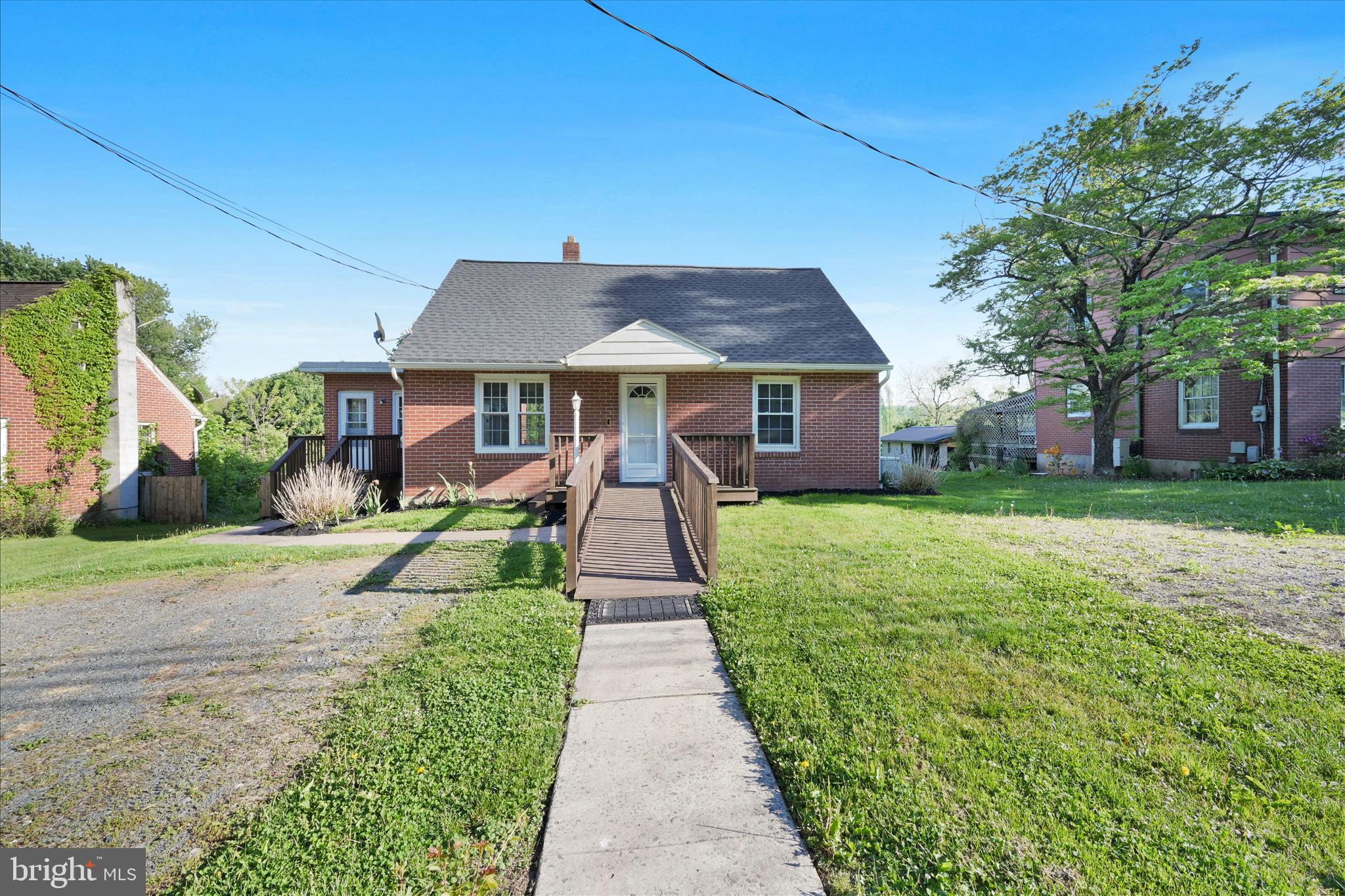 BRECKNOCK TWP - Residential