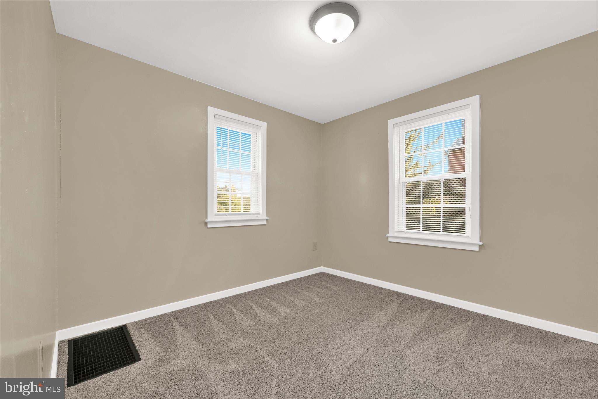 BRECKNOCK TWP - Residential